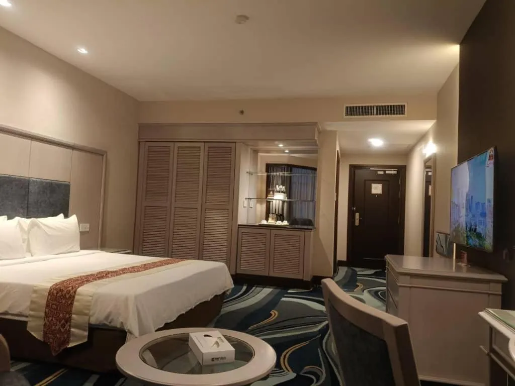 Bed in Imperial Hotel Miri