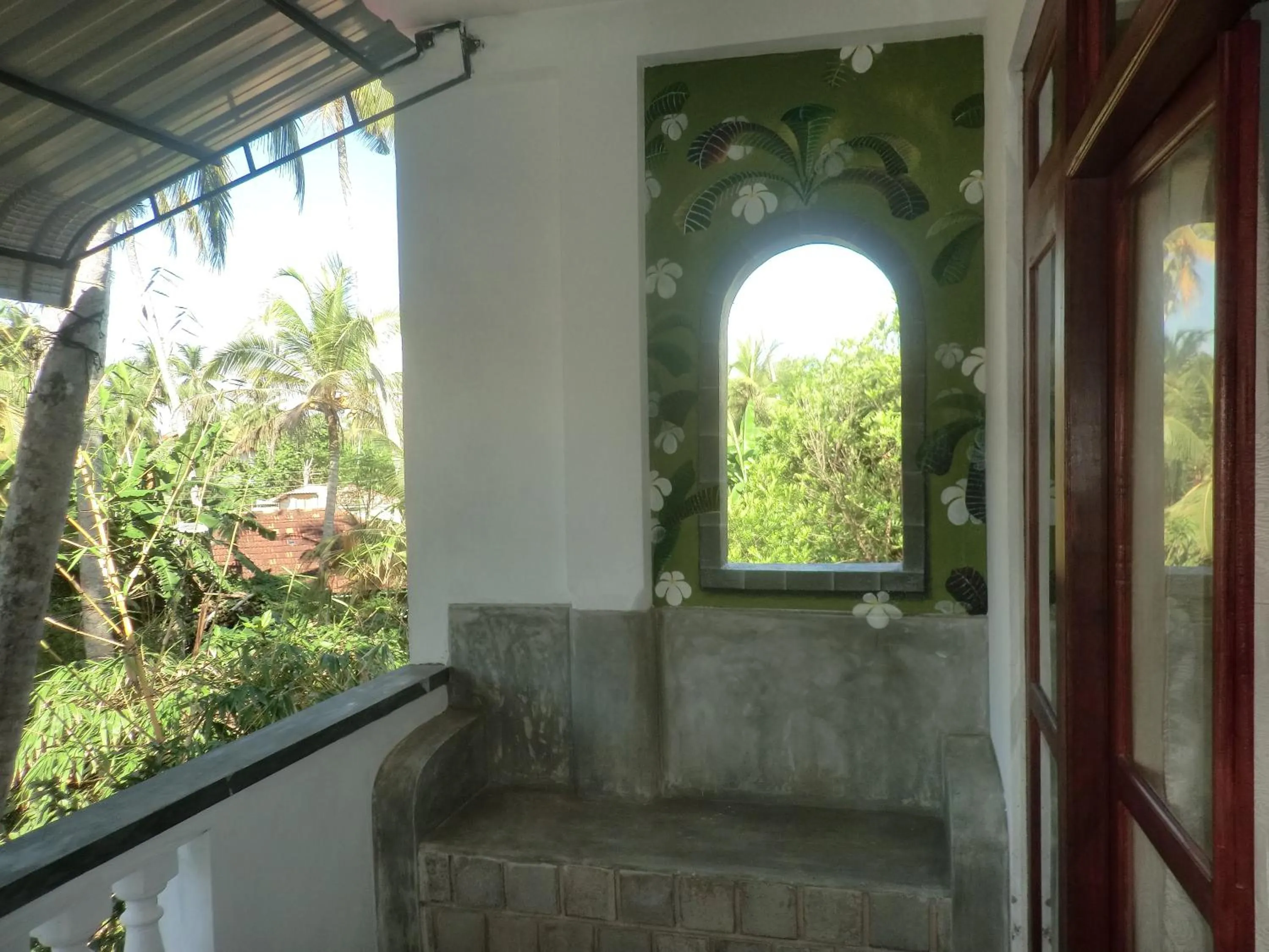 Decorative detail in Peacock Wings Guest