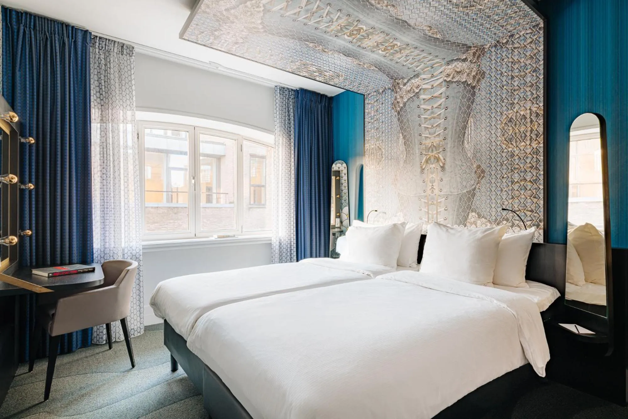 Bedroom, Bed in Eden Hotel Amsterdam