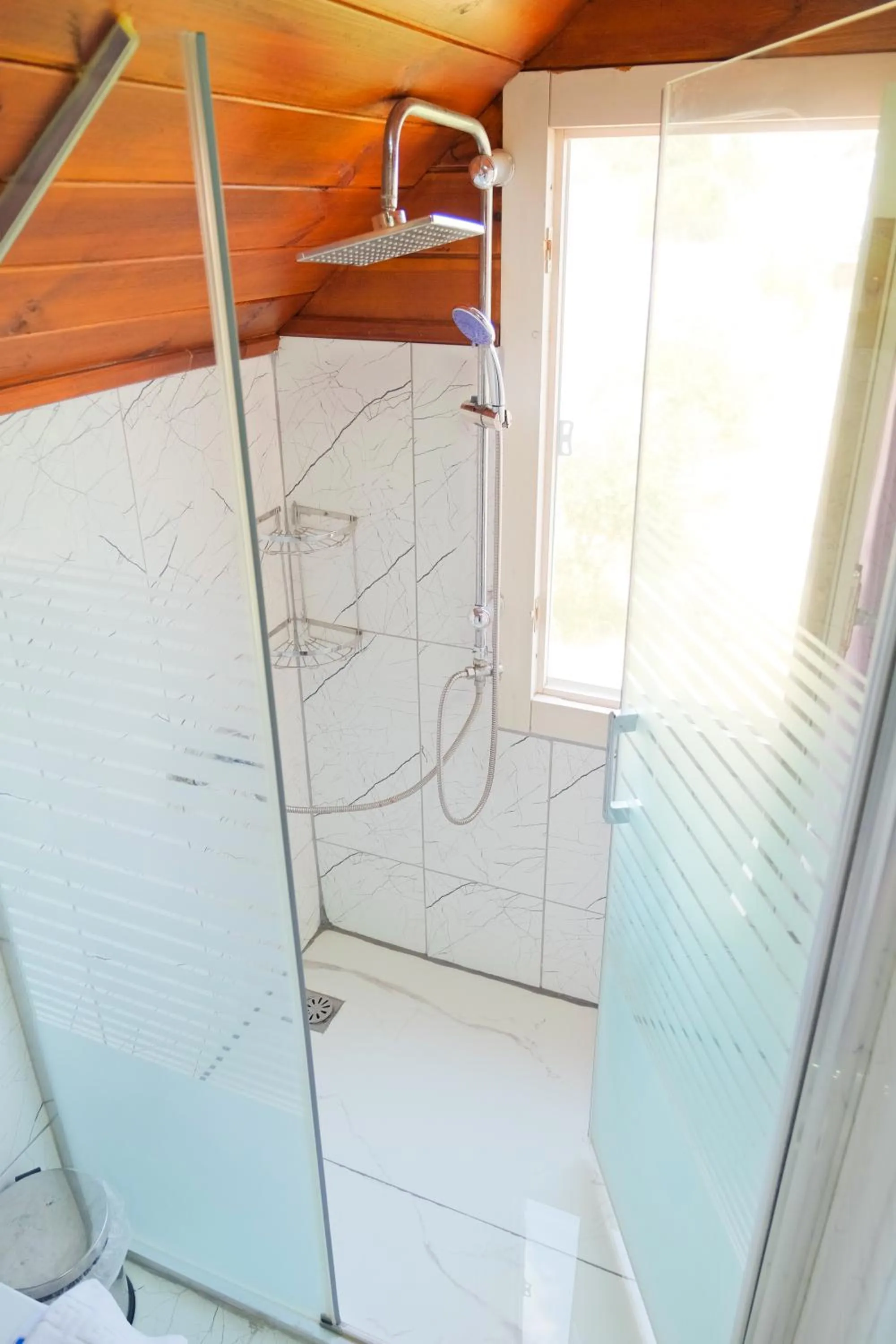 Bathroom in Bu Bungalow Hotel