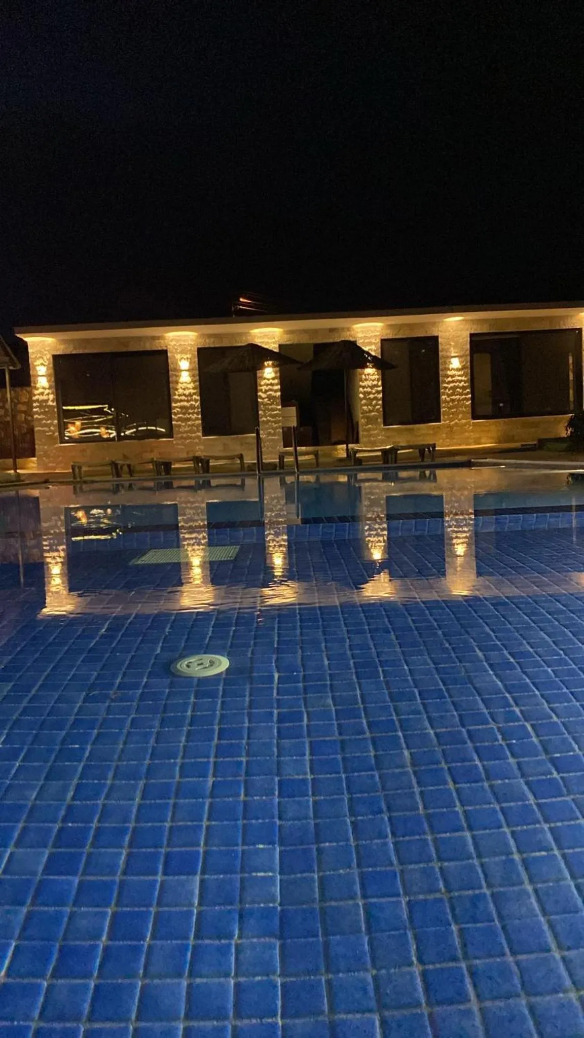 Night in Bu Bungalow Hotel