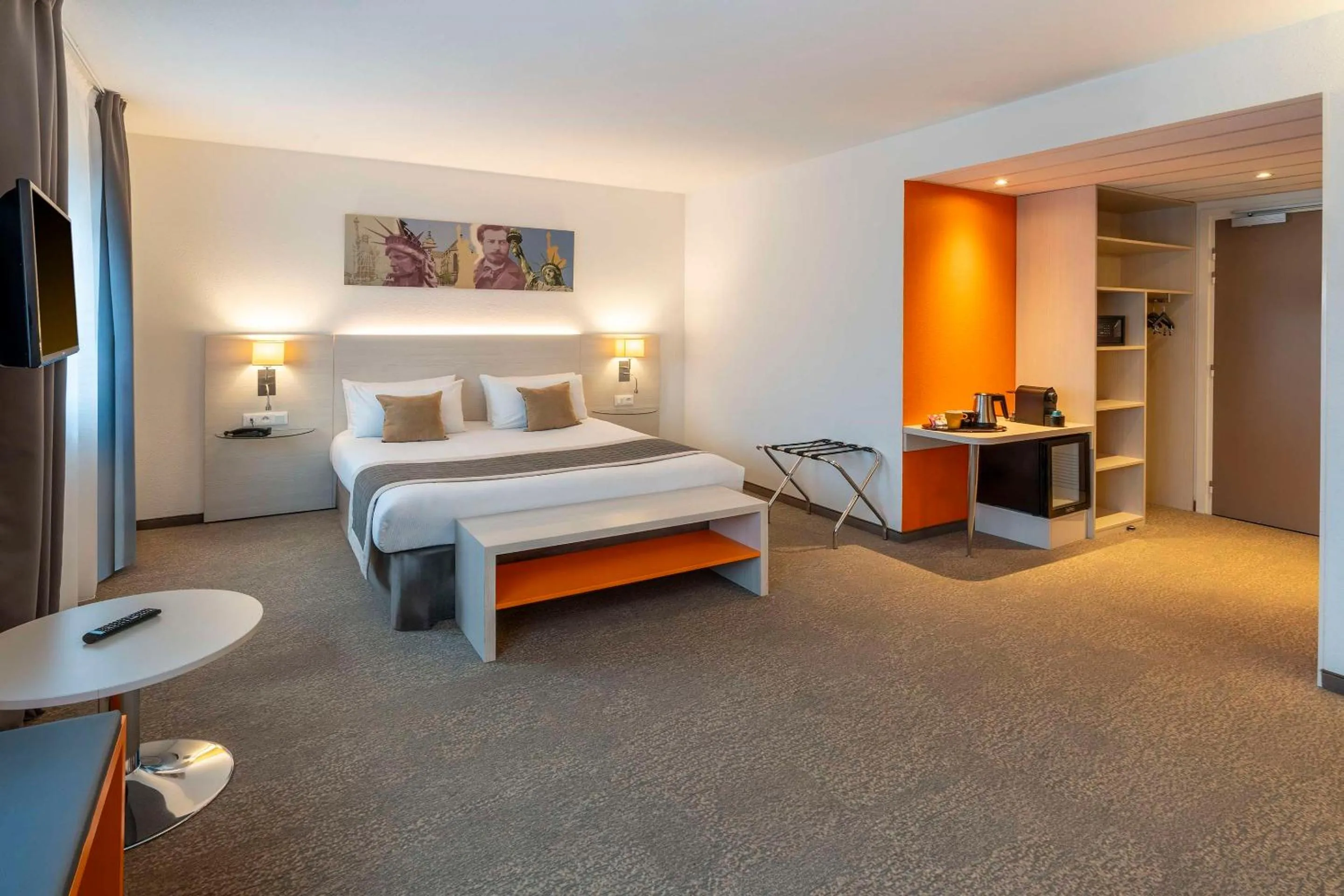 Bedroom, Bed in Best Western Colmar Expo