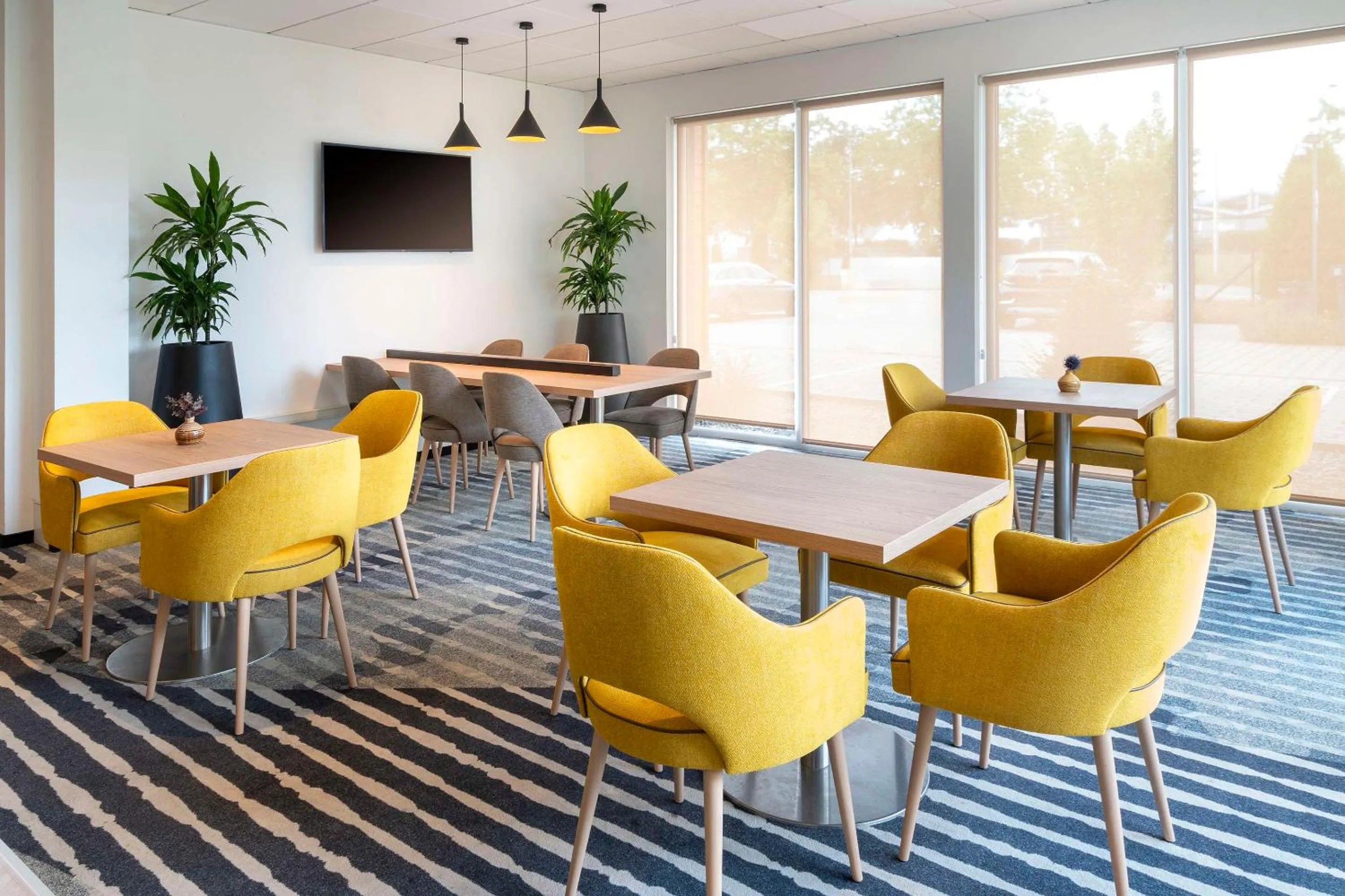 Lobby or reception in Best Western Colmar Expo