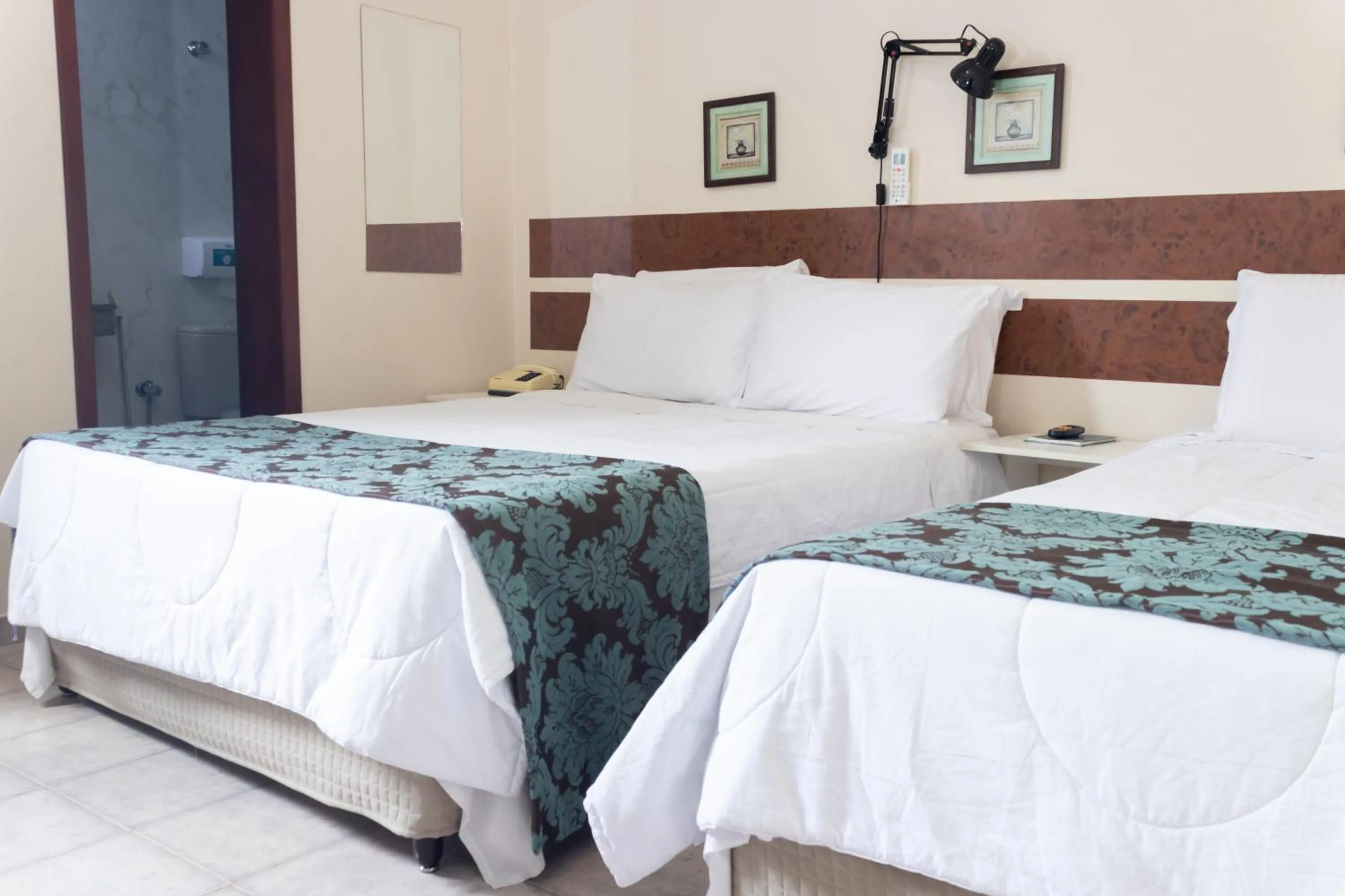 Bed in Hotel Minastur