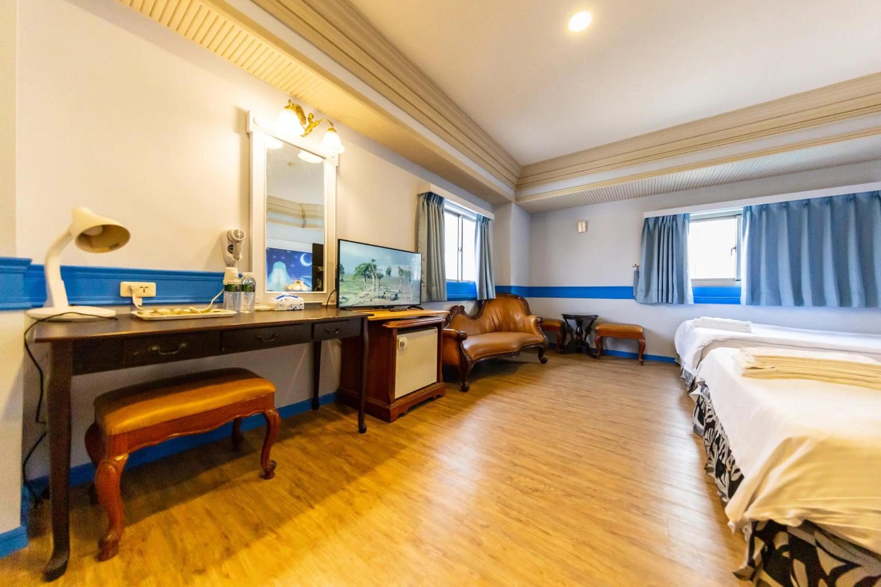 Photo of the whole room, Bed in I HI Sanduo Travel Hotel