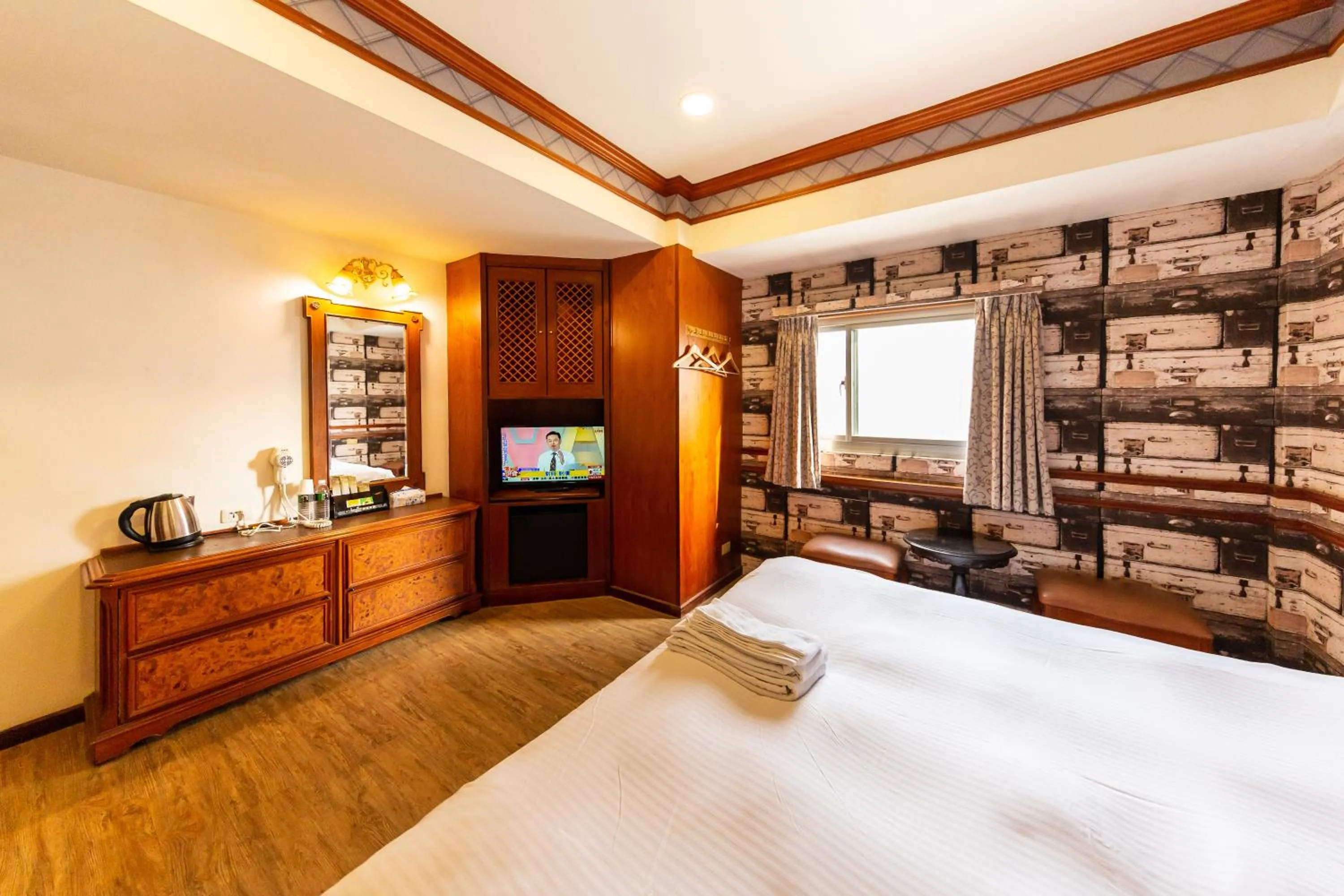 Bedroom, Bed in I HI Sanduo Travel Hotel