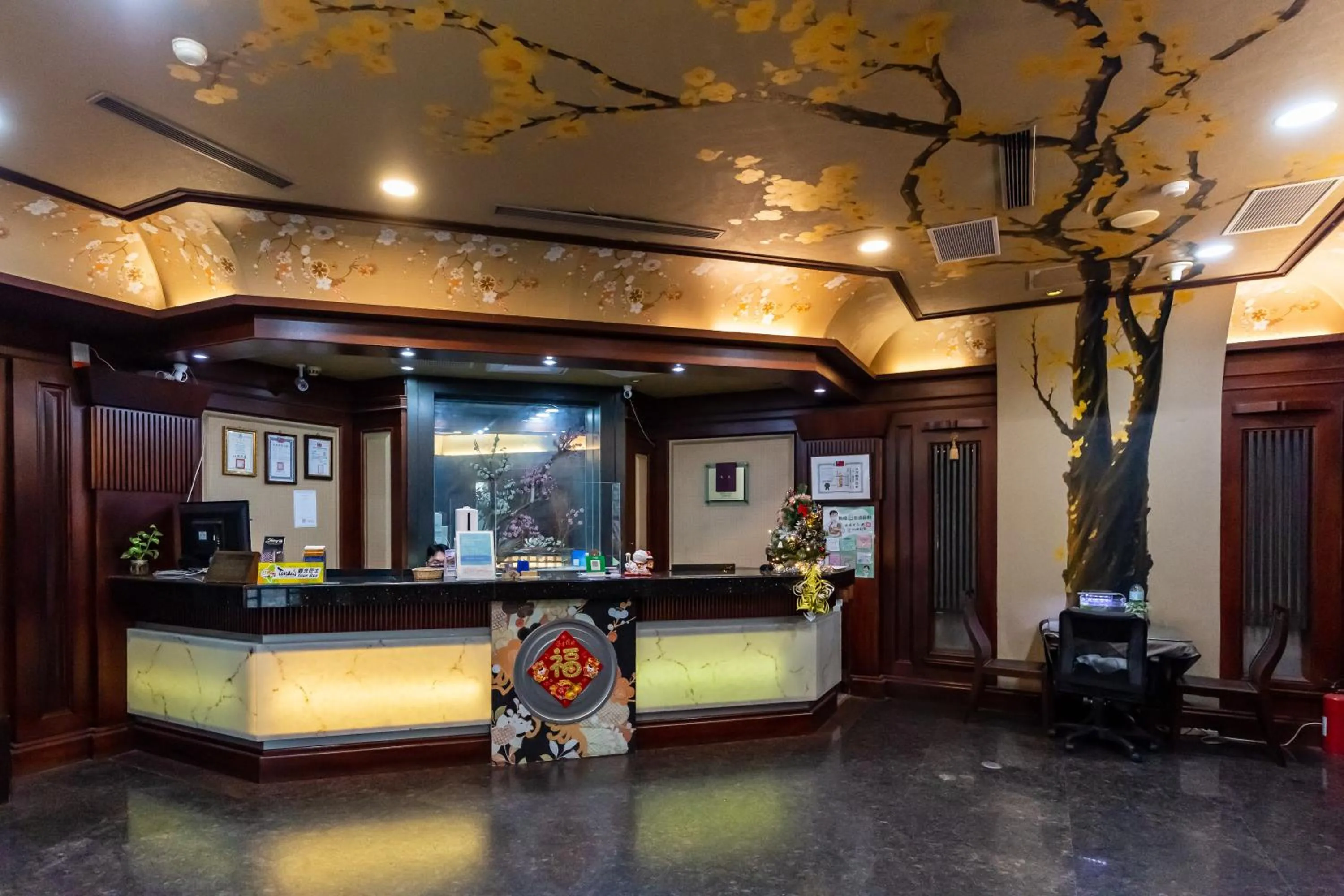 Lobby or reception in I HI Sanduo Travel Hotel