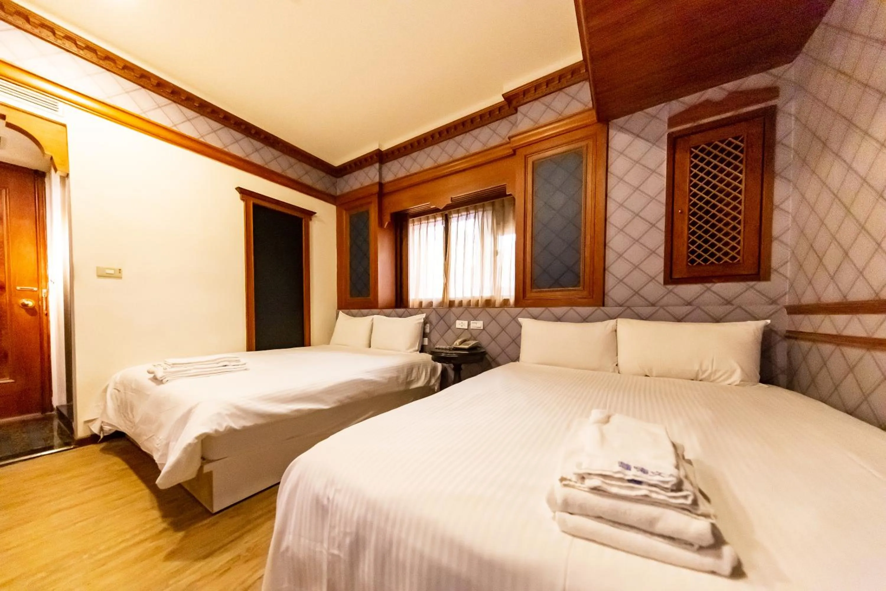 Bedroom, Bed in I HI Sanduo Travel Hotel