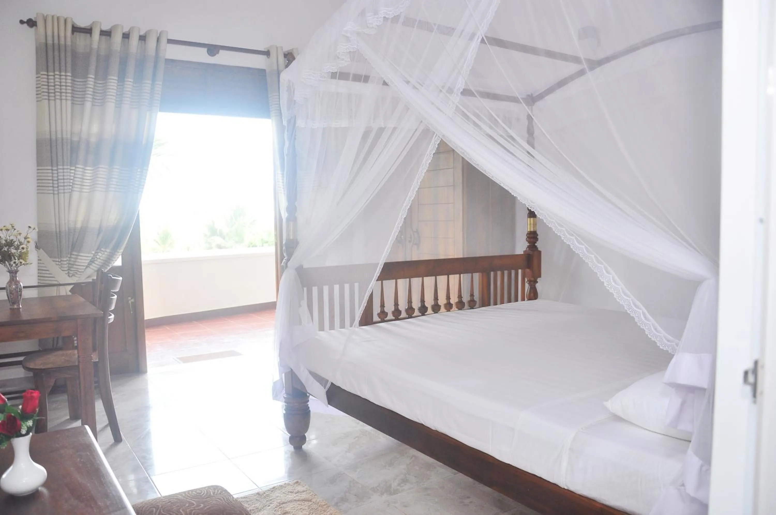 Photo of the whole room, Bed in Supun Villa