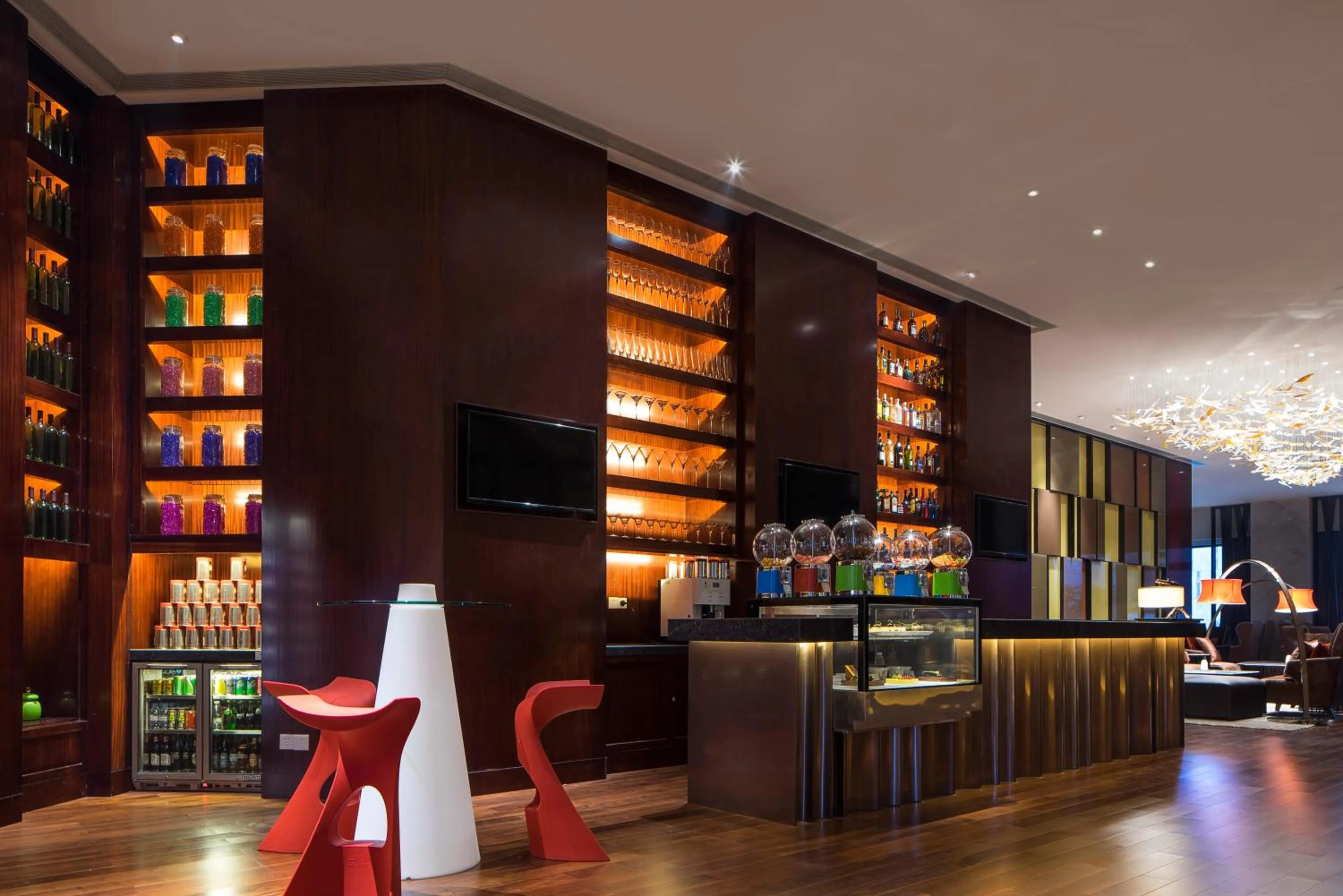 Restaurant/places to eat in Sheraton Changde Wuling Hotel