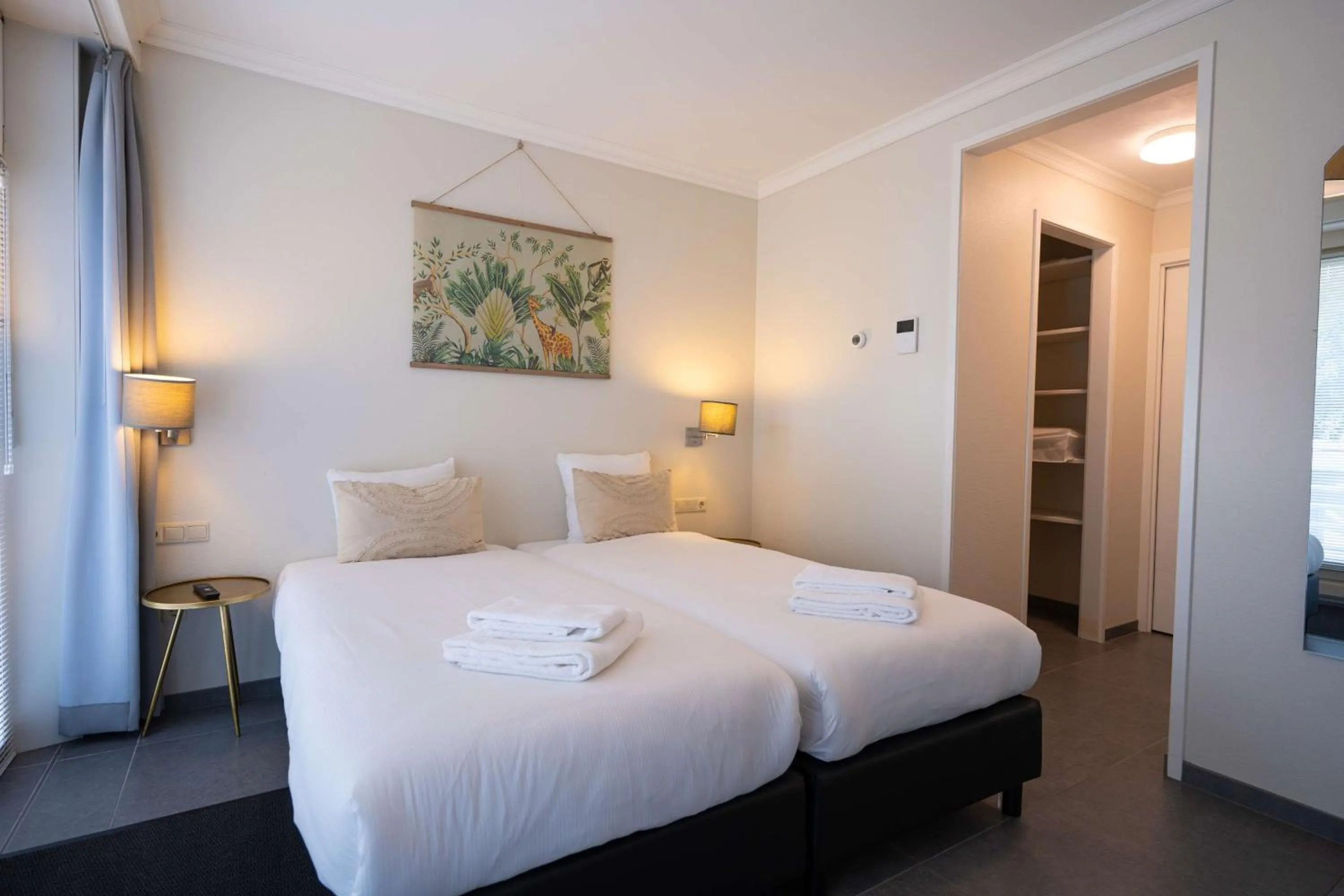 Bedroom, Bed in Flonk Hotel Groningen Centre, BW Signature Collection