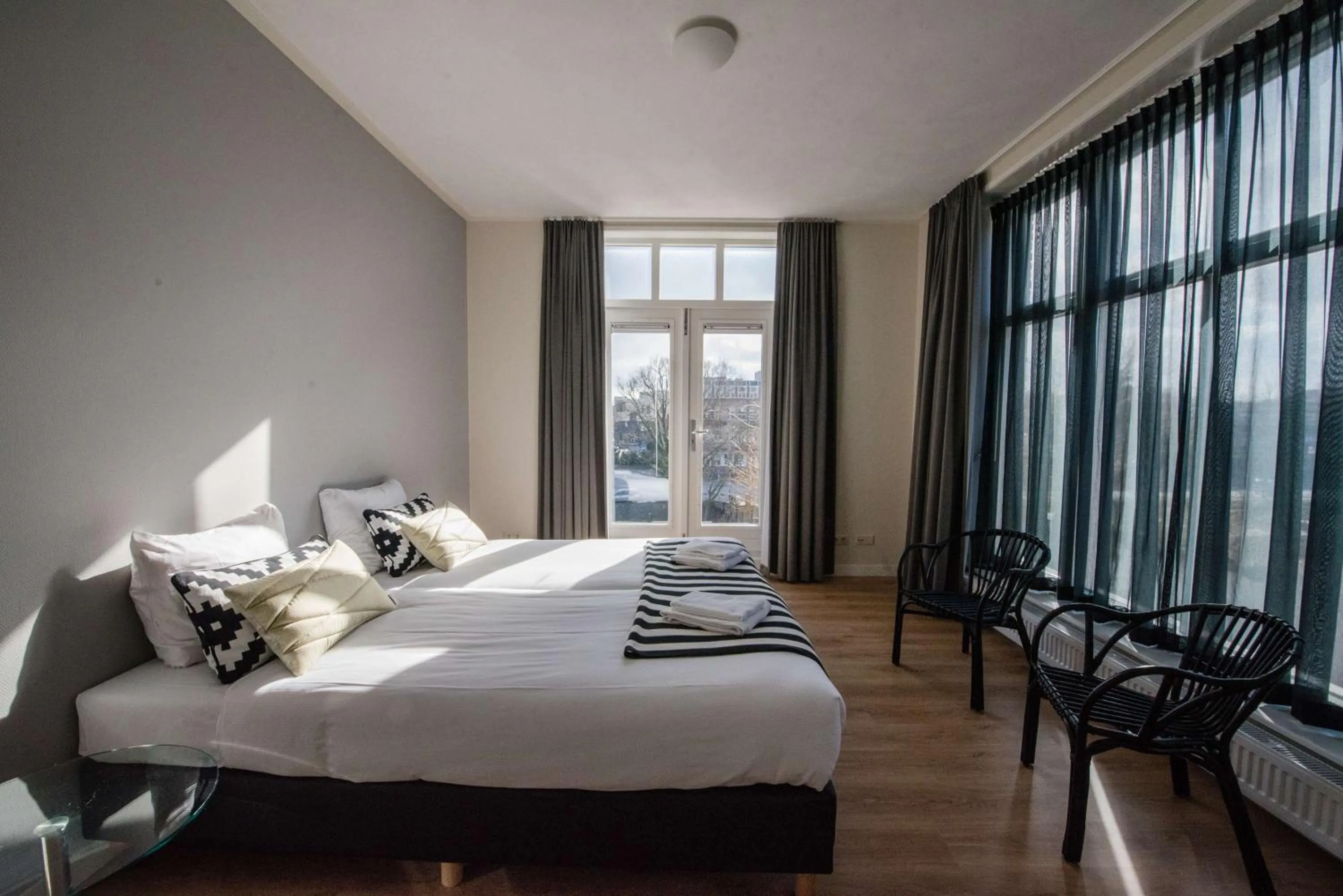 Photo of the whole room, Bed in Flonk Hotel Groningen Centre, BW Signature Collection