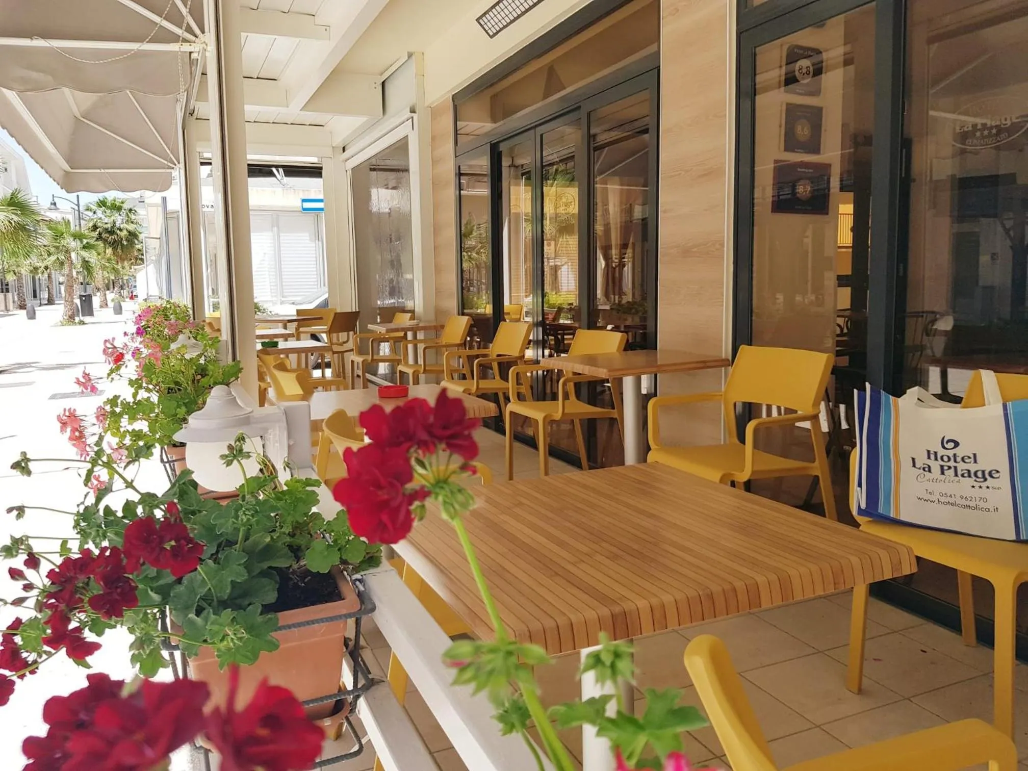 Seating area in Hotel La Plage