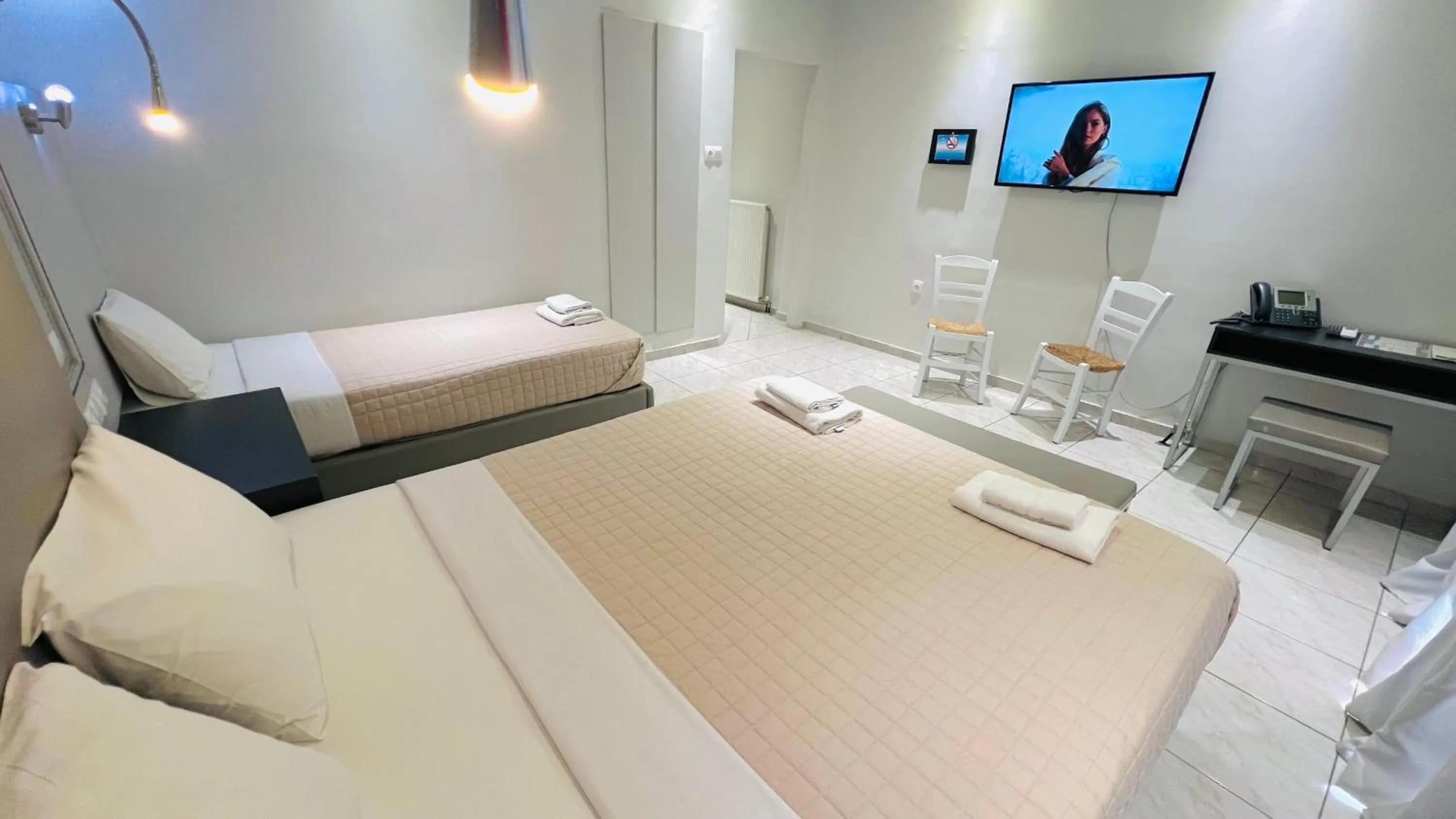 Bed in Atlantis Hotel