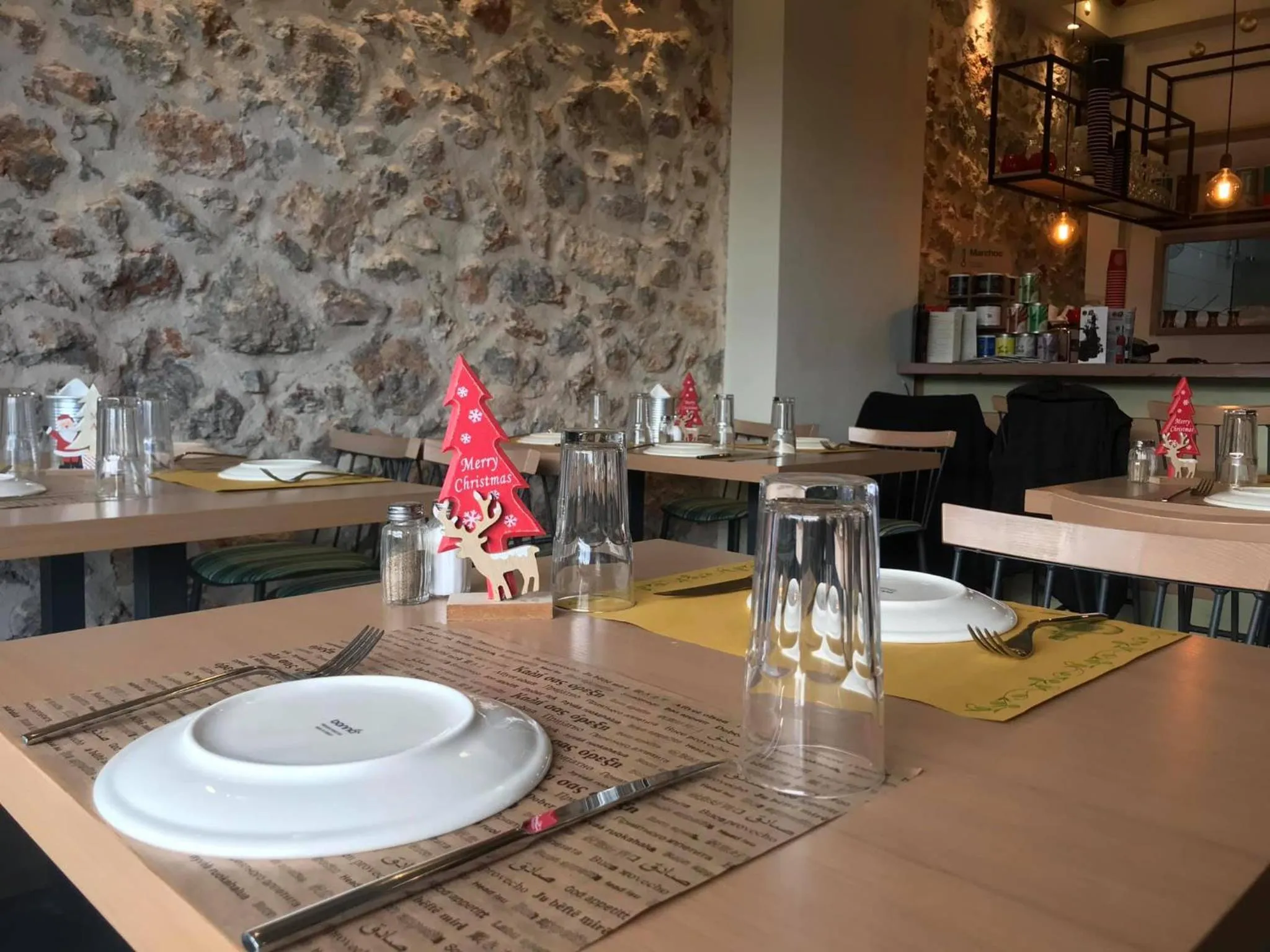 Restaurant/places to eat in Atlantis Hotel