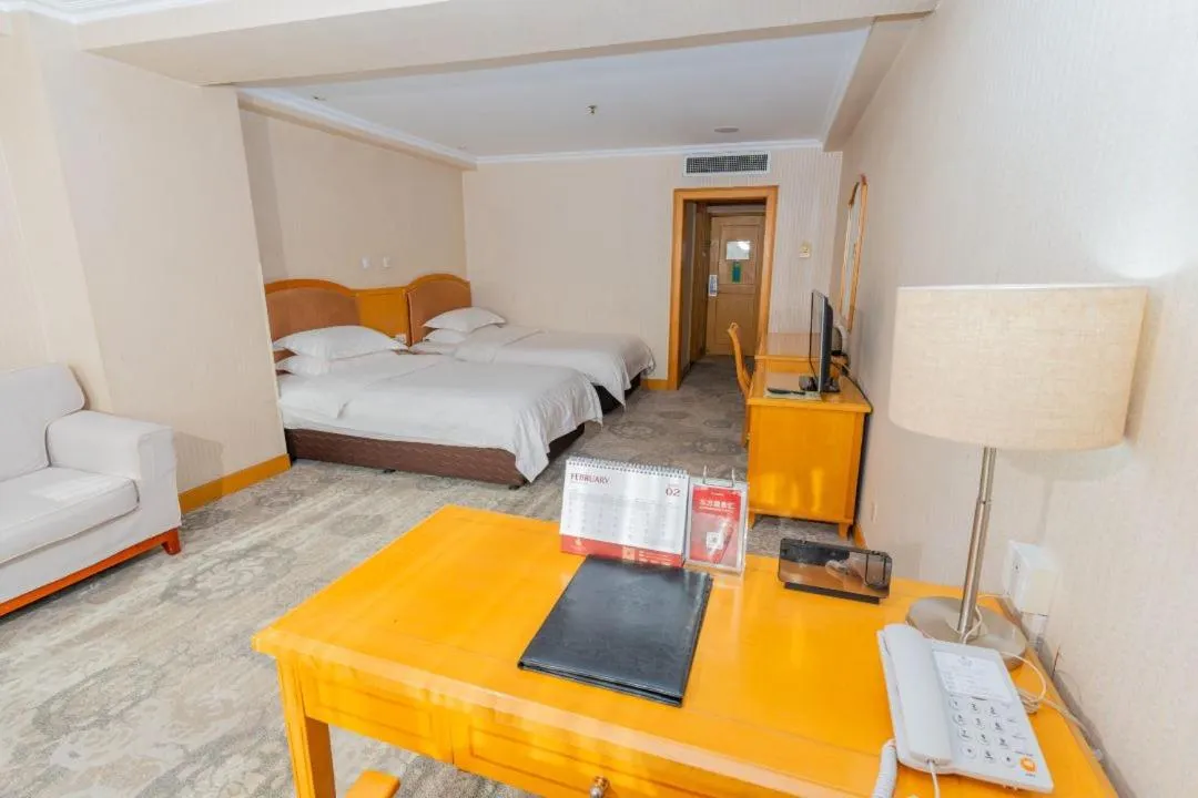 Bed in Baoding Zhong Yin Hotel