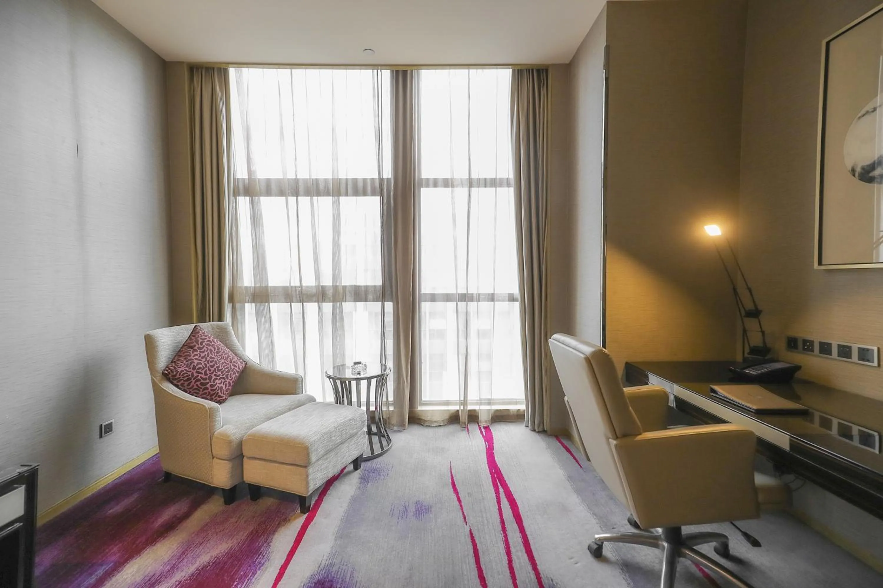 Seating area in Maanshan Wanda Realm Hotel