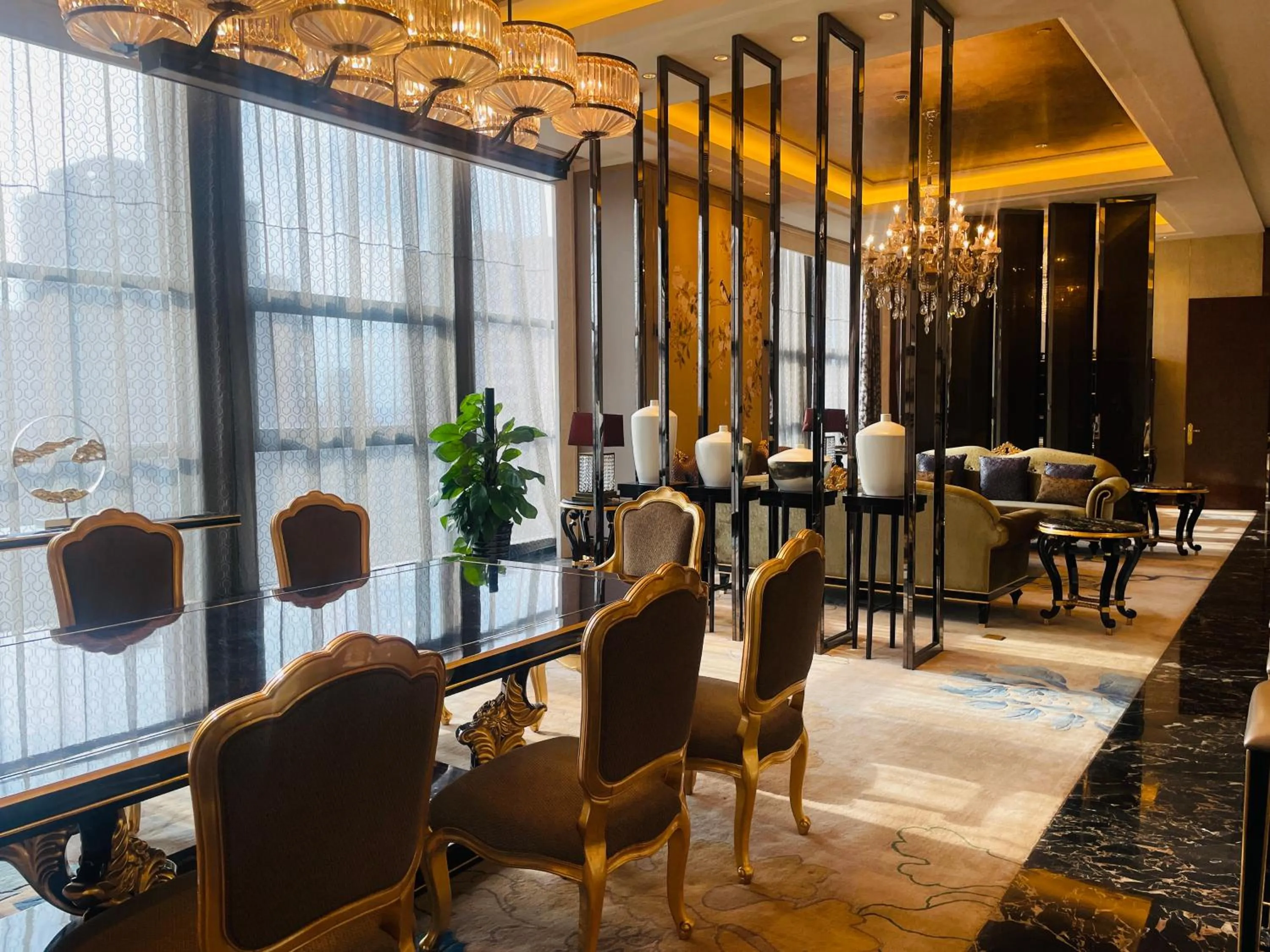 Living room in Maanshan Wanda Realm Hotel