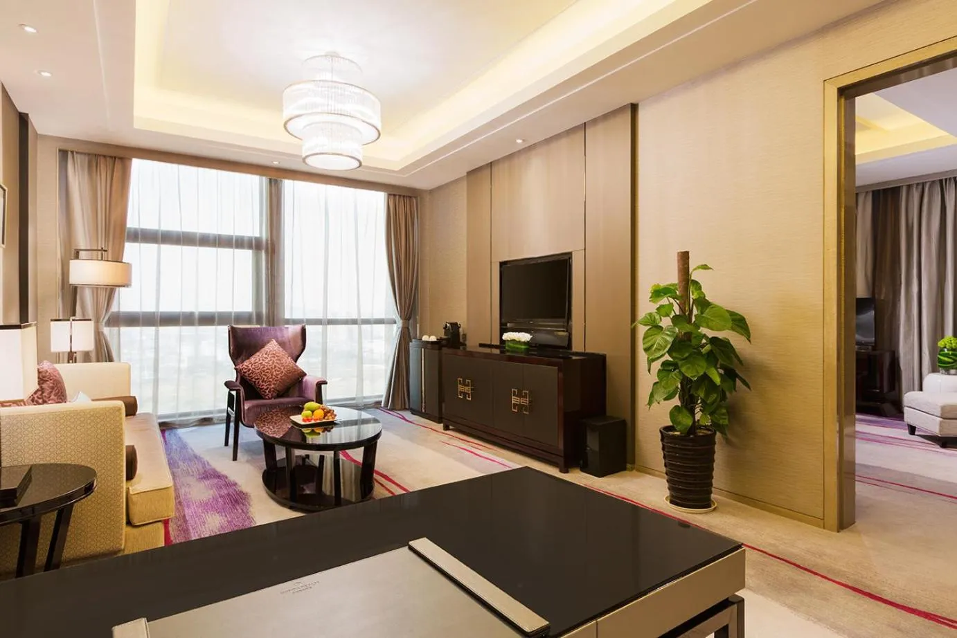 Living room in Maanshan Wanda Realm Hotel