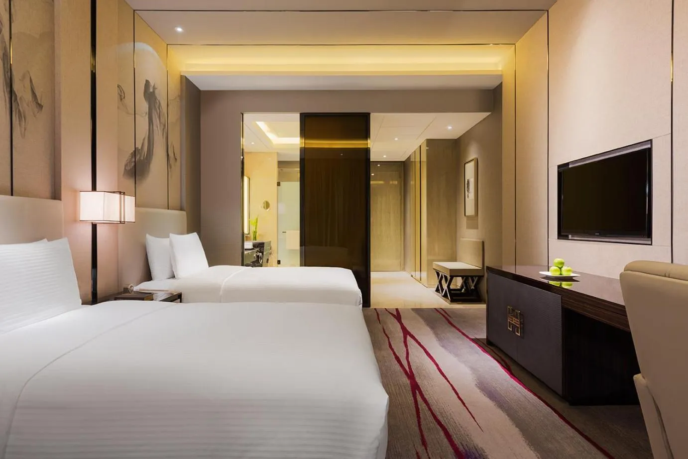 Bed in Maanshan Wanda Realm Hotel