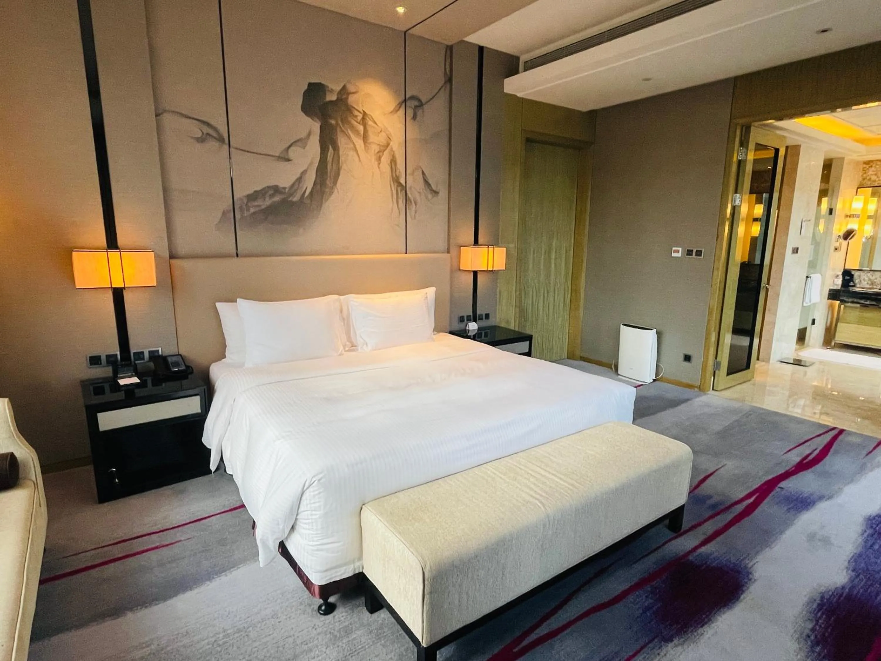 Bedroom, Bed in Maanshan Wanda Realm Hotel