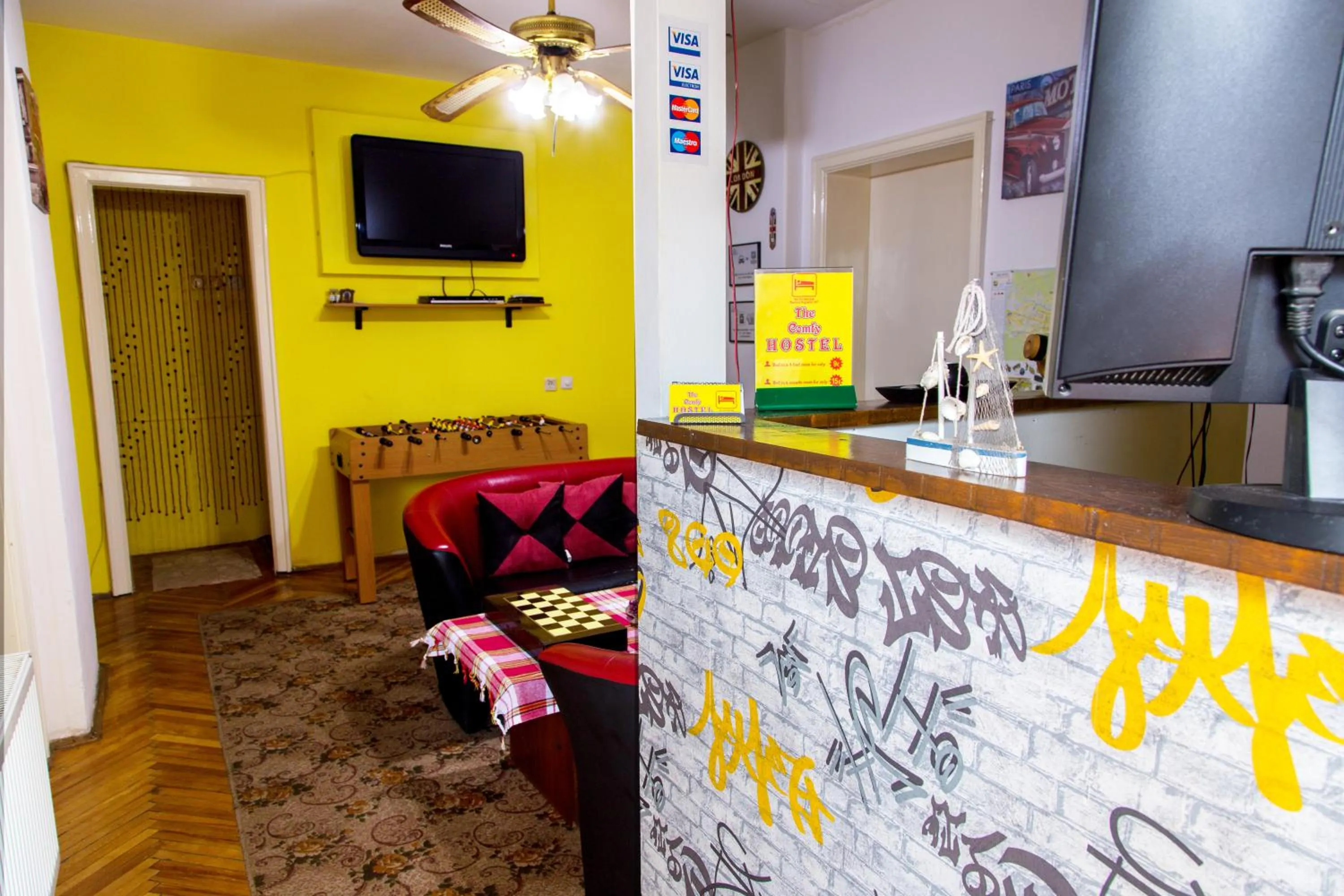 Lobby or reception in The Comfy Hostel