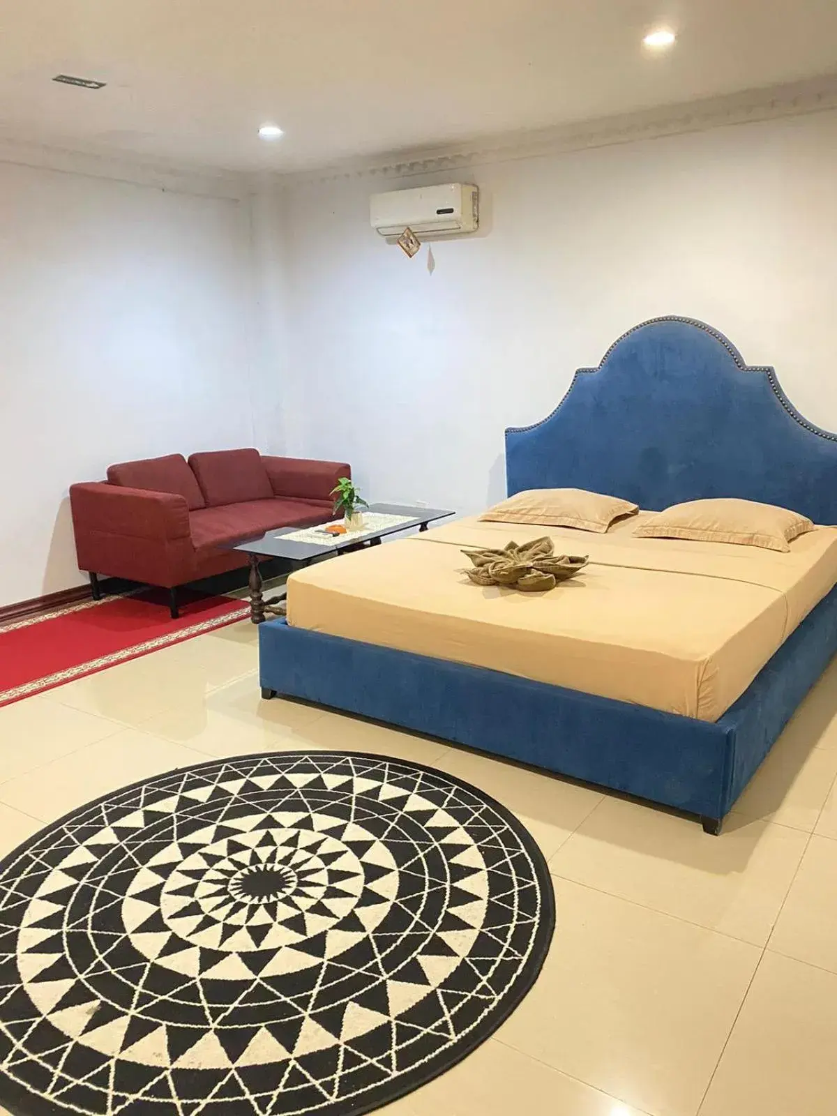 Deluxe Double Room - single occupancy in New Z Suites Deluxe Double Room - single occupancy in New Z Suites