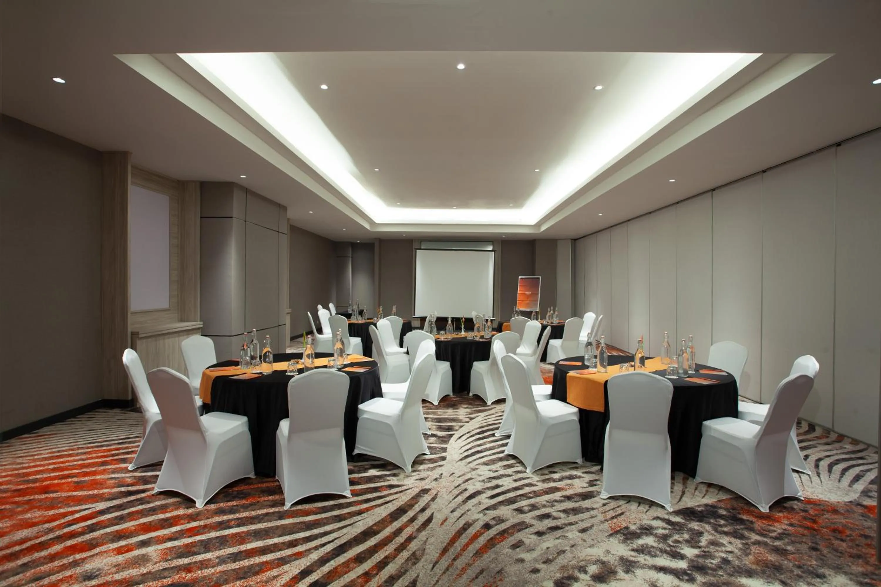 Meeting/conference room in HARRIS Hotel & Convention Cibinong City Mall Bogor