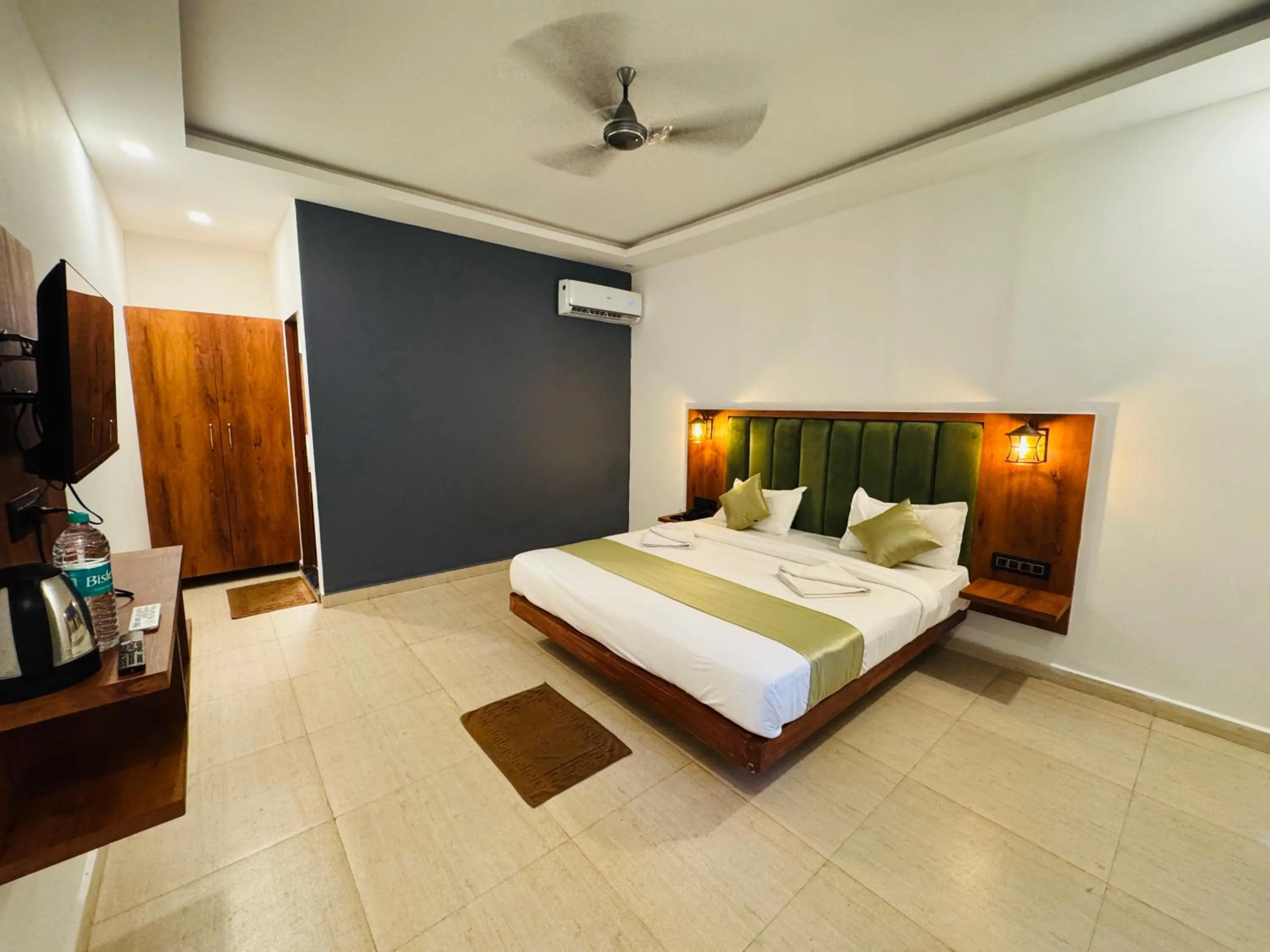 Bed in Rashiva Resort
