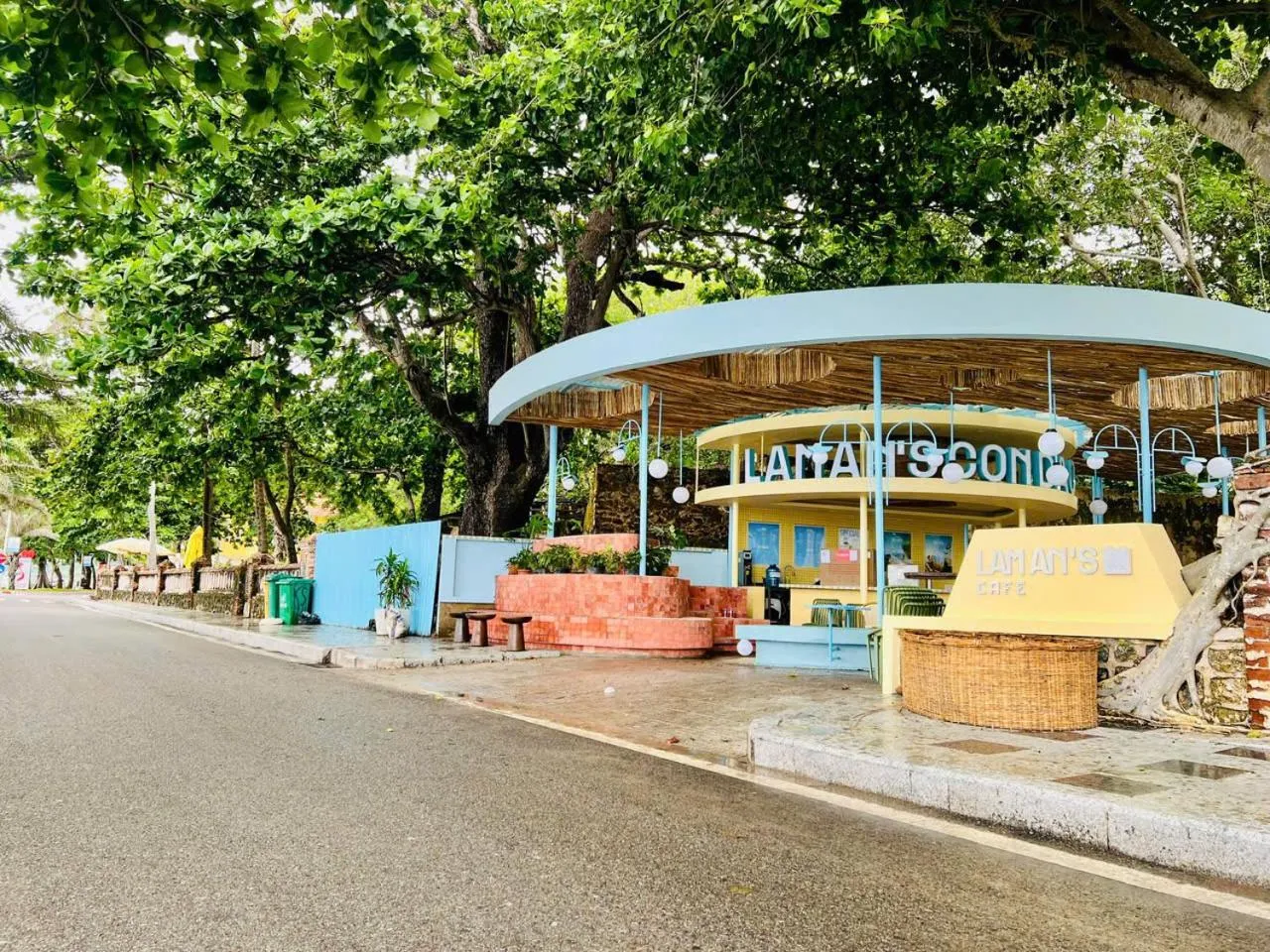 Area and facilities in Golden Rose Hotel Con Dao