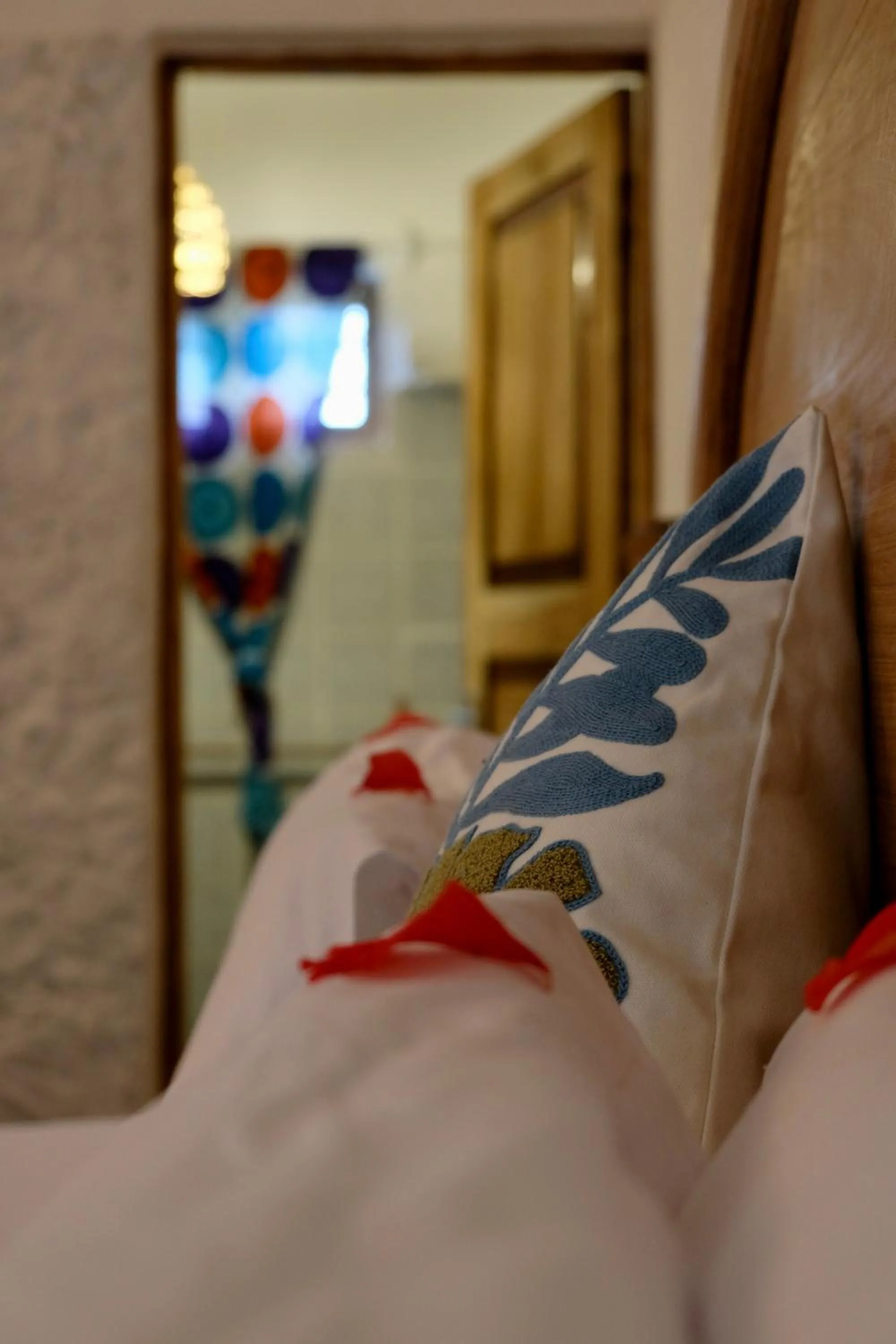 Decorative detail, Bed in Bahati Villa