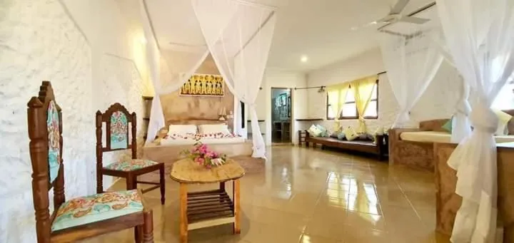 Photo of the whole room, Bed in Bahati Villa