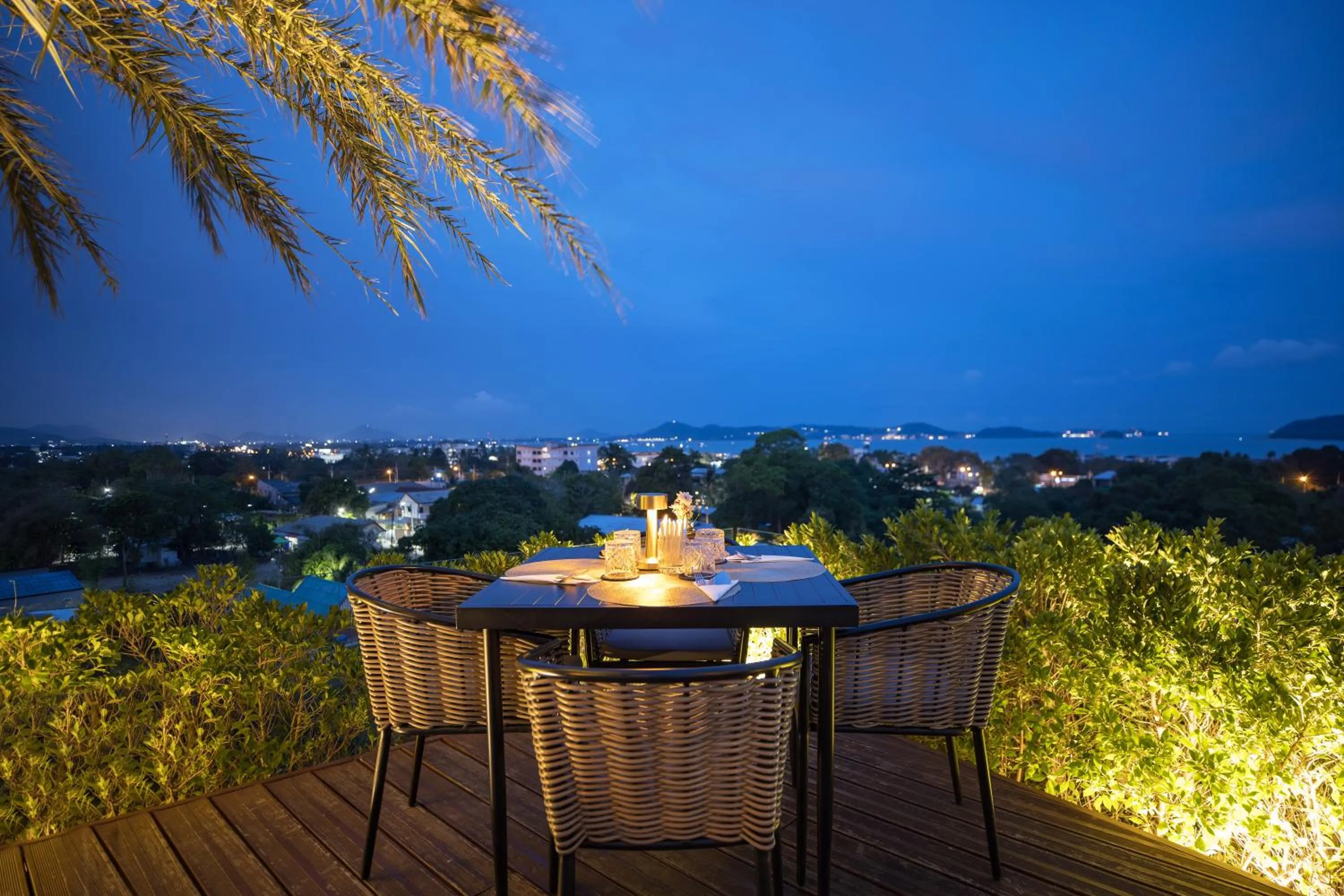 Restaurant/places to eat in Elite Atoll Serviced Apartments Phuket