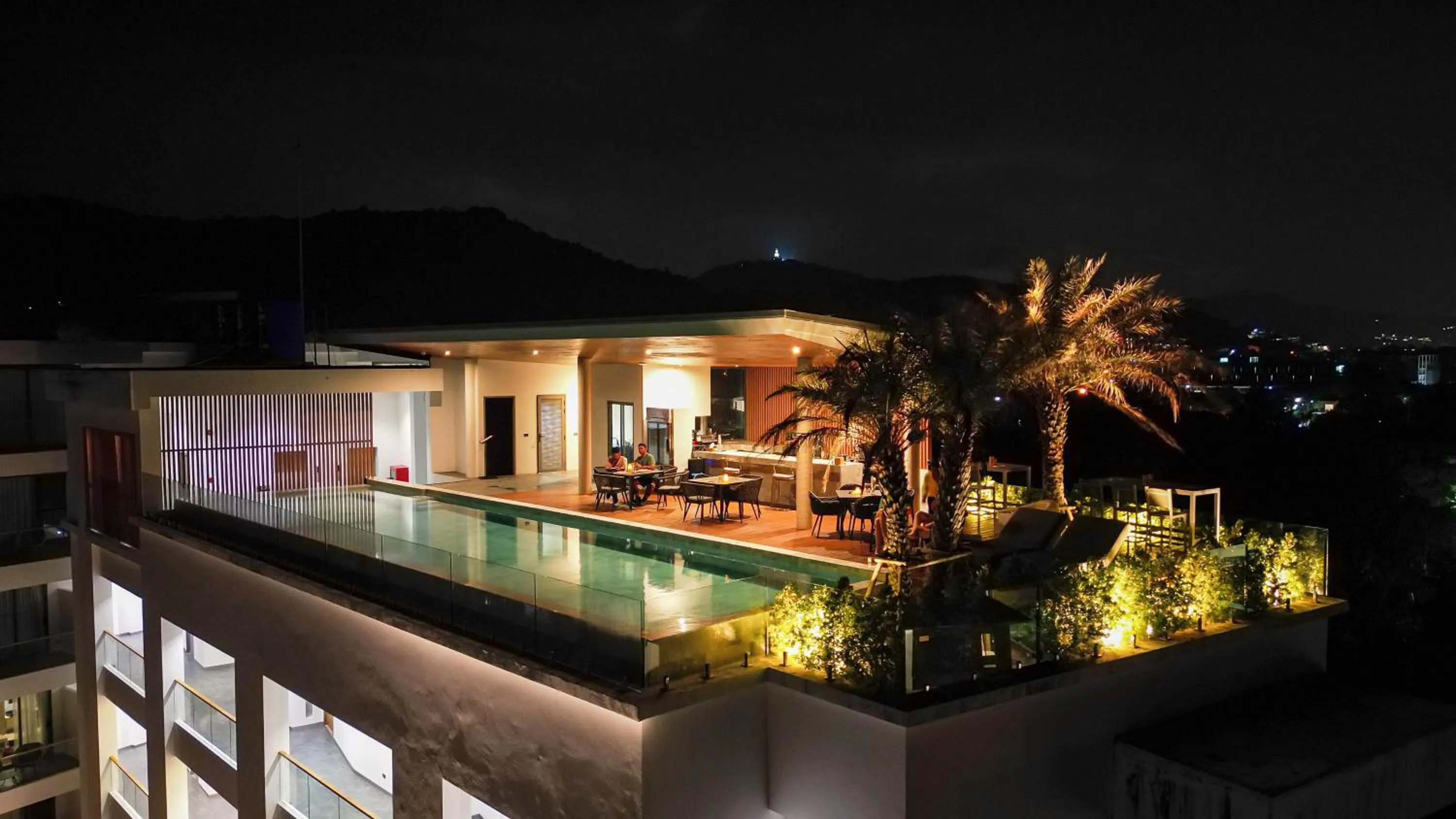 Property building in Elite Atoll Serviced Apartments Phuket