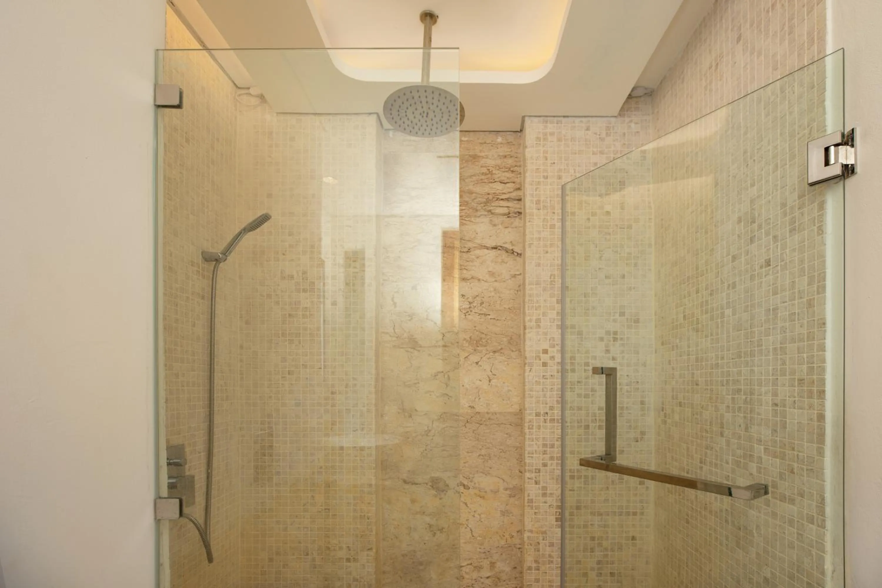 Bathroom in Elite Atoll Serviced Apartments Phuket