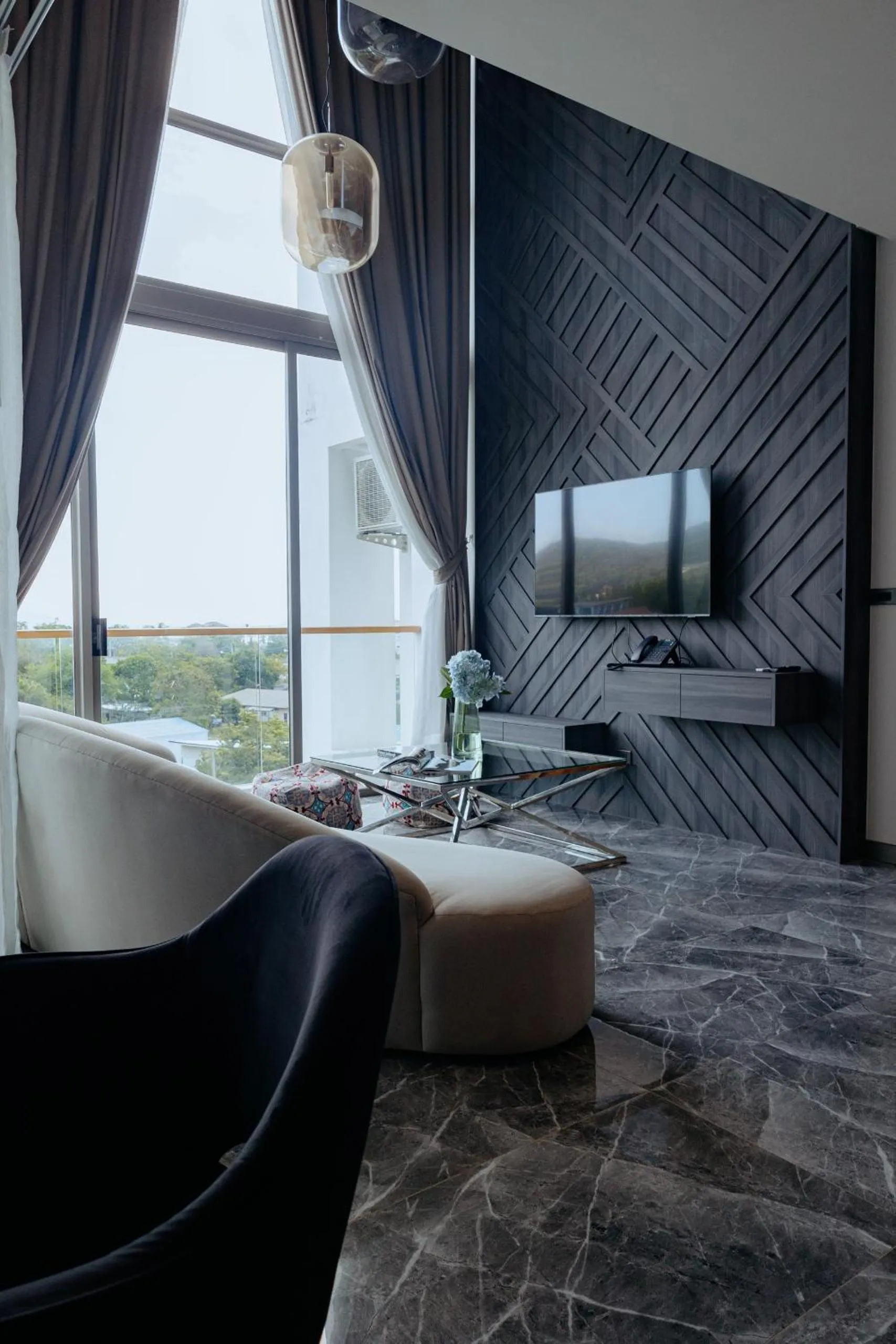 TV and multimedia in Elite Atoll Serviced Apartments Phuket