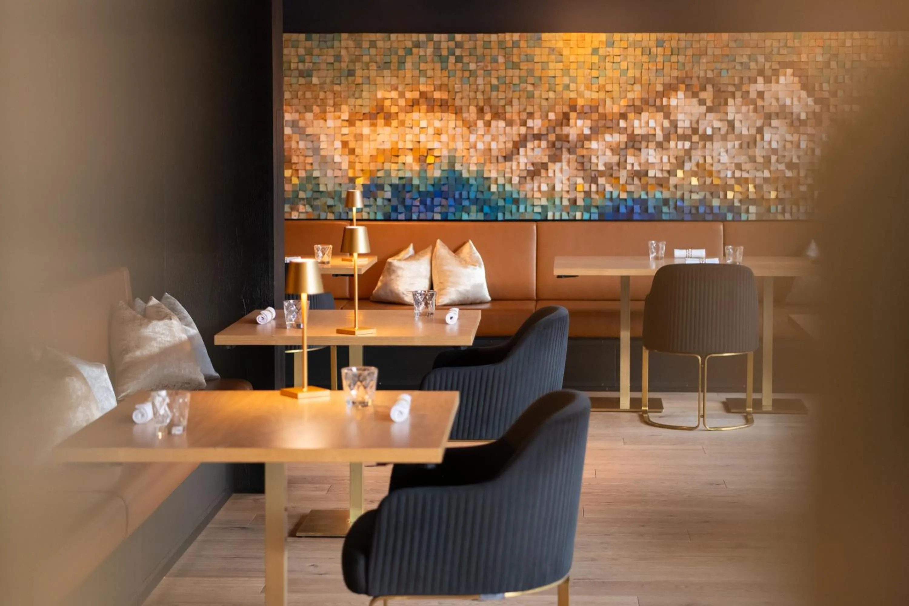 Restaurant/places to eat in Boutique Hotel Glacier