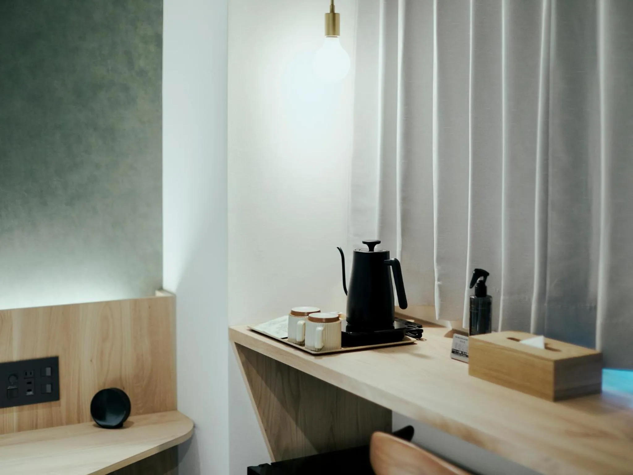 Coffee/tea facilities in R Hotel Kansai Airport