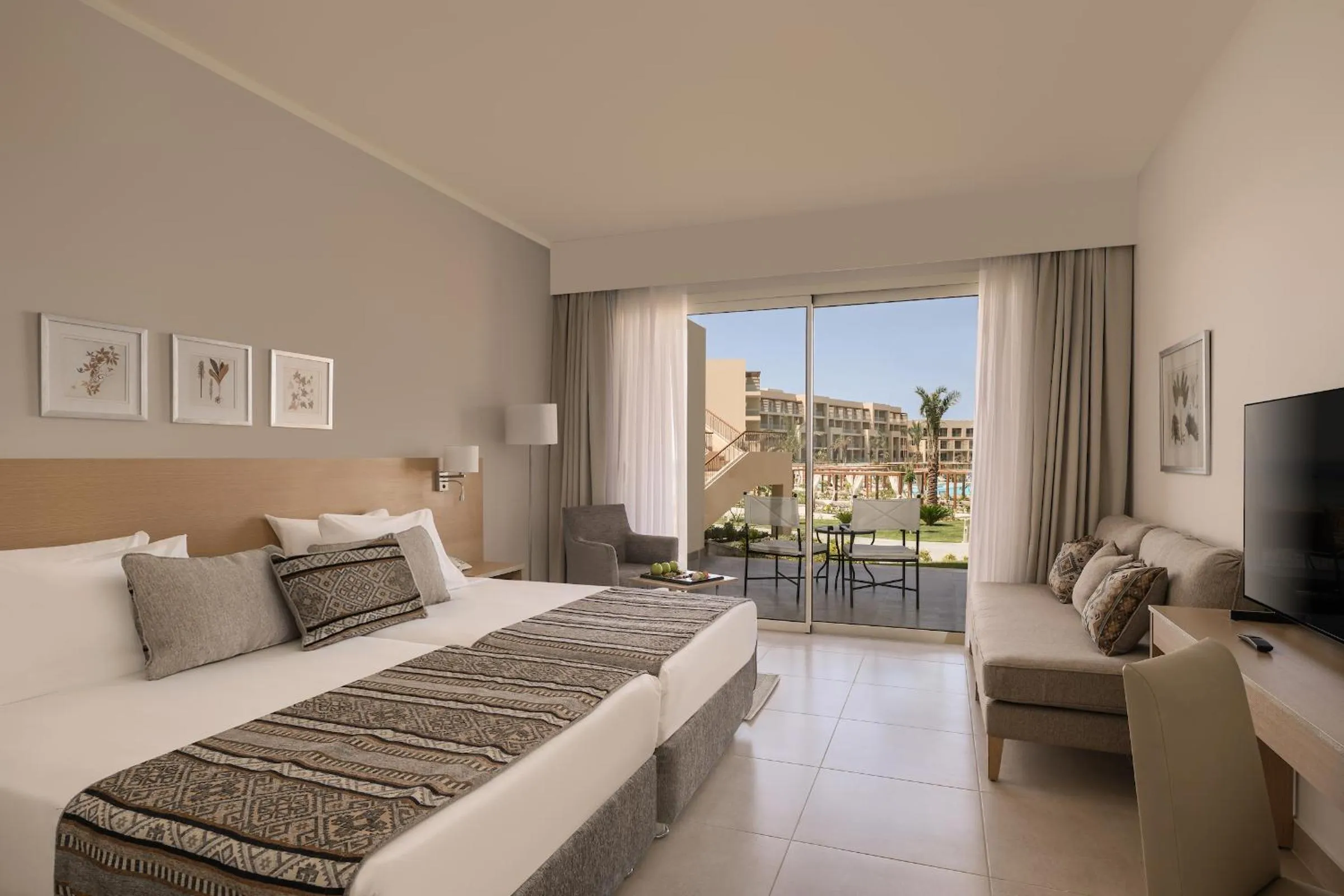 Bedroom, Bed in JAZ Elite Asteria