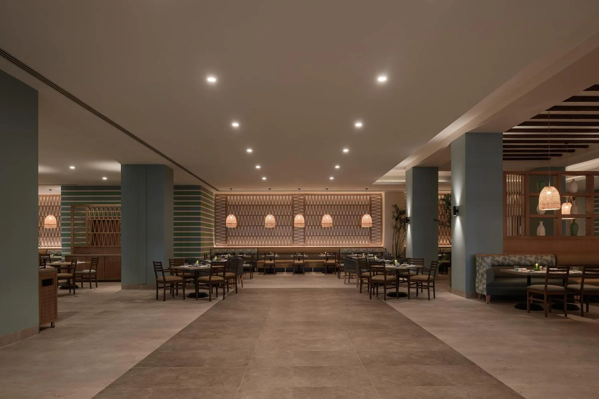 Restaurant/places to eat in JAZ Elite Asteria