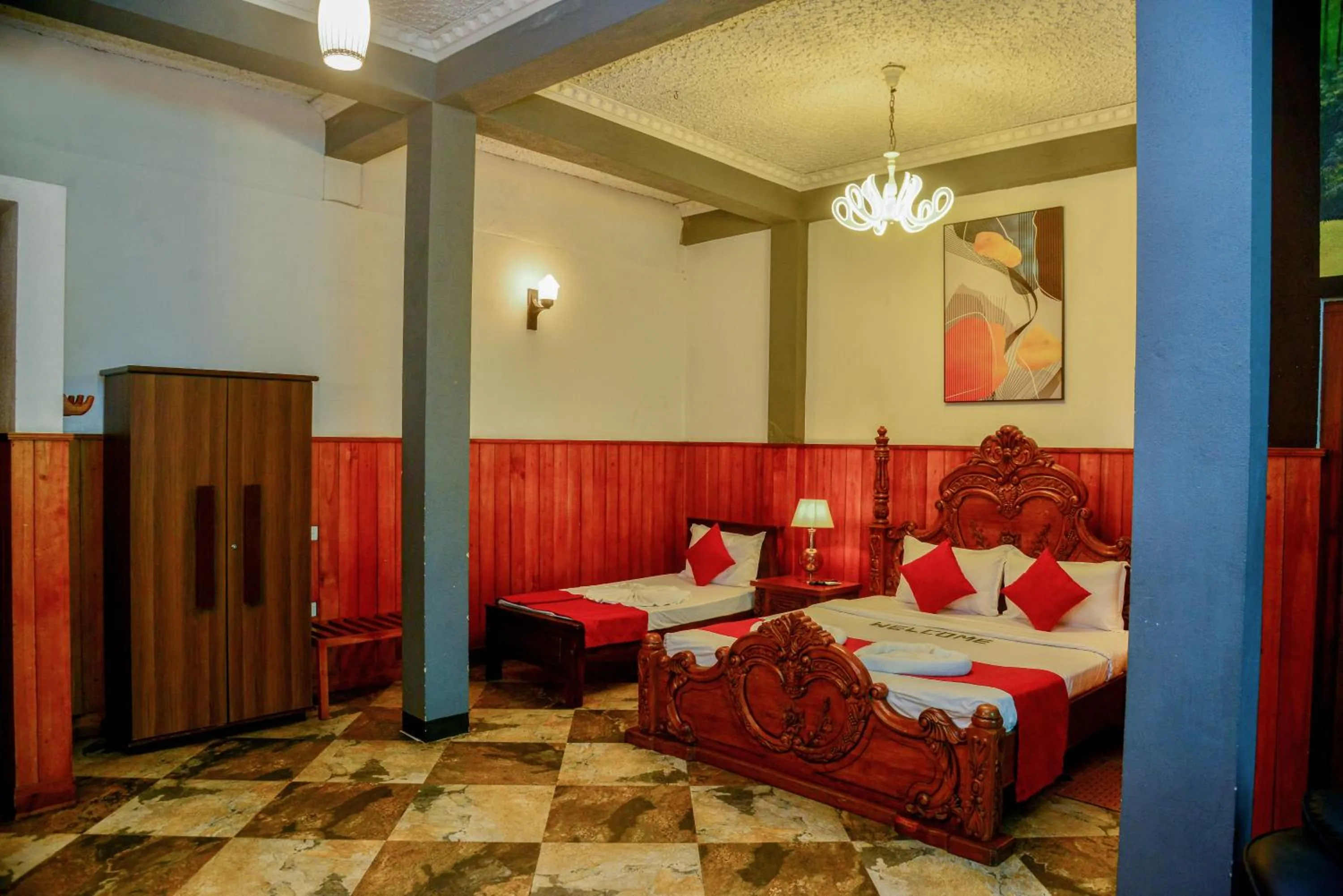 Photo of the whole room, Bed in Ella Mount Heaven