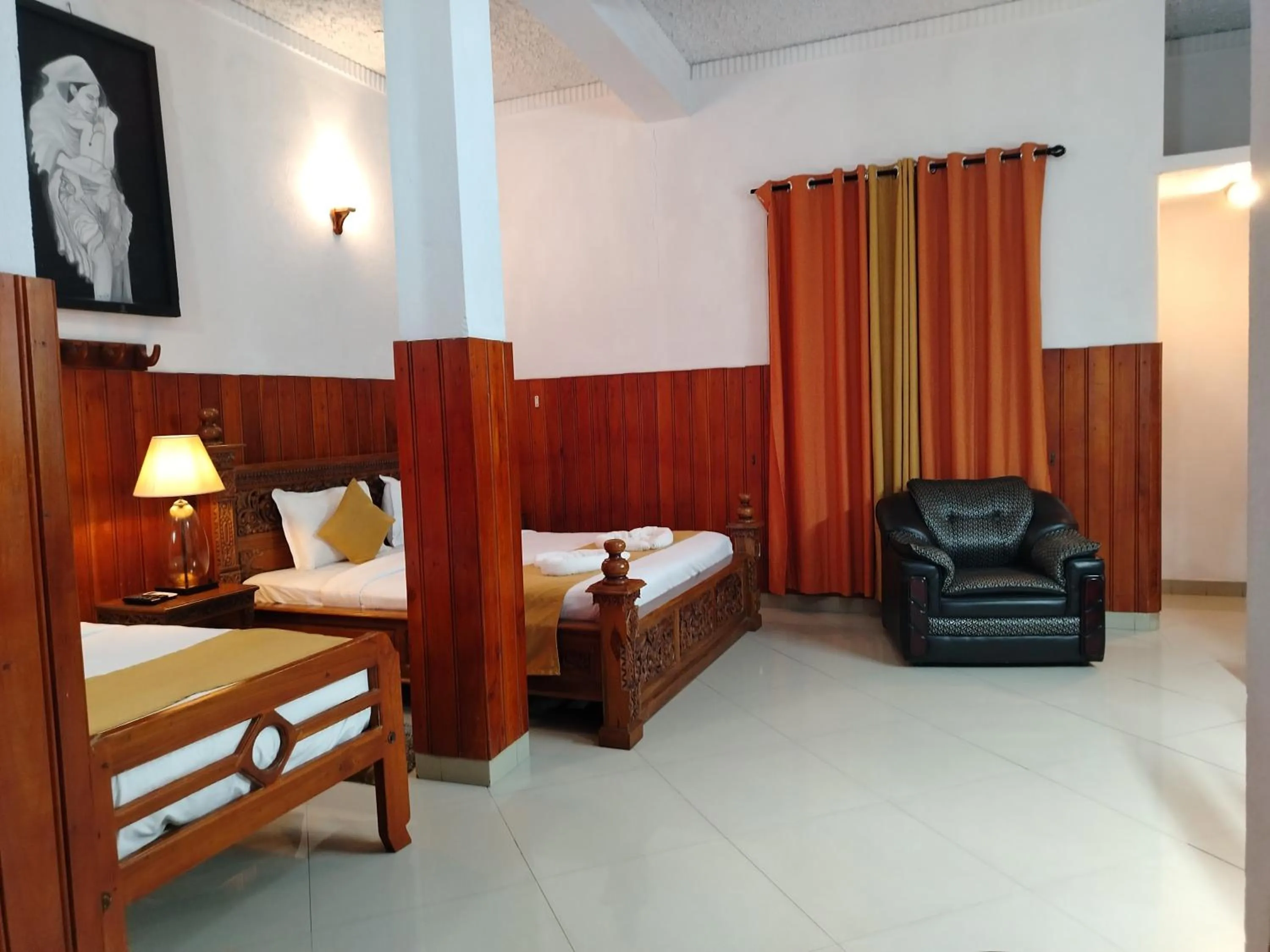 Bedroom, Bed in Ella Mount Heaven