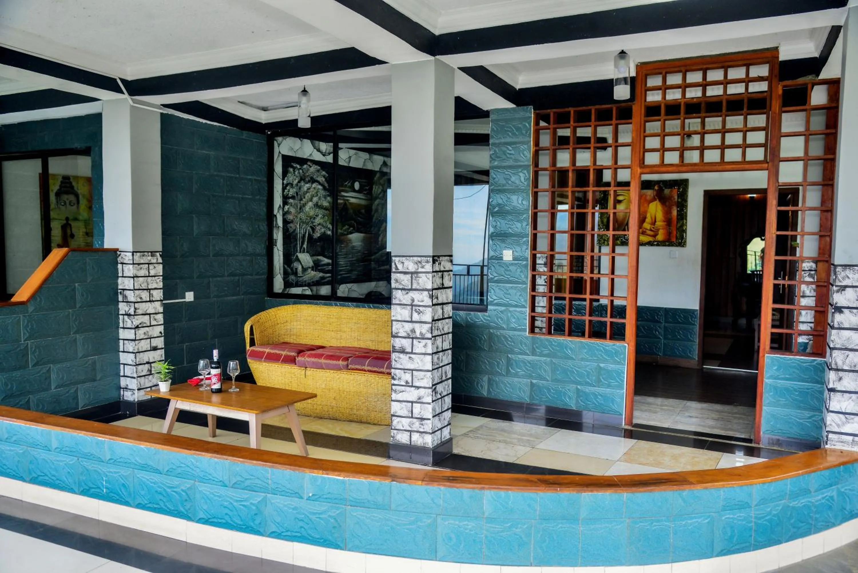 Seating area in Ella Mount Heaven