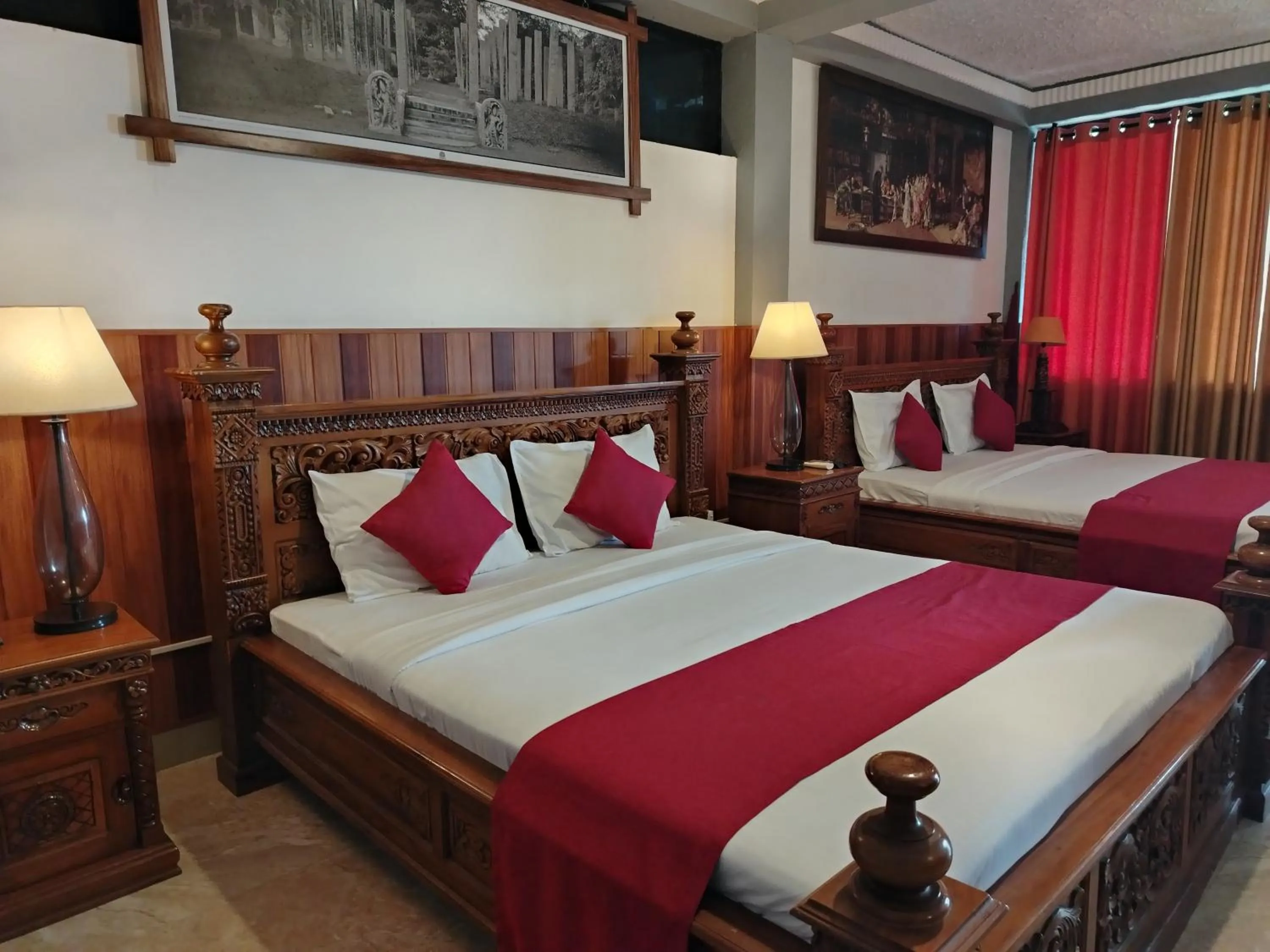 Bedroom, Bed in Ella Mount Heaven