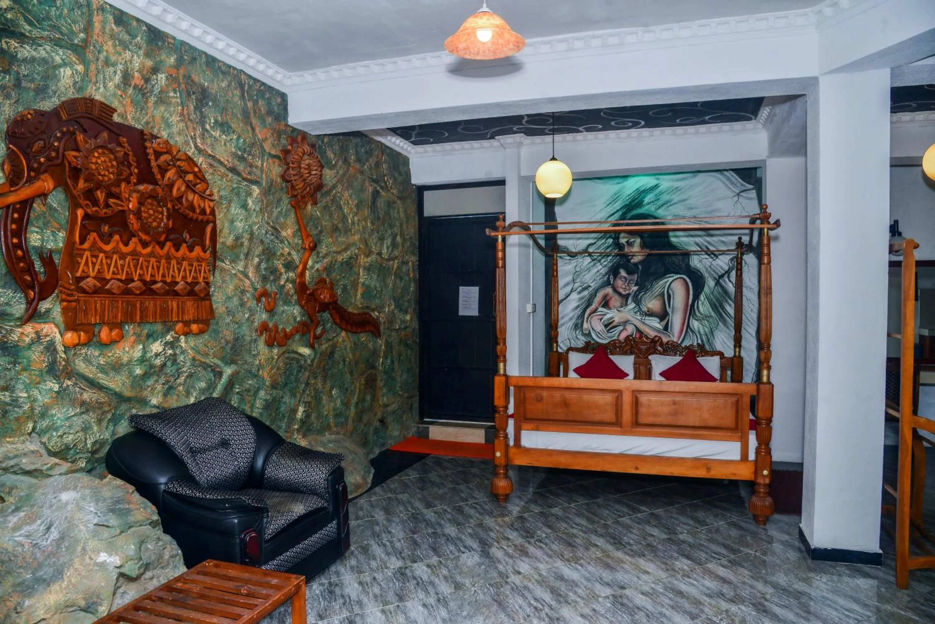 Bedroom, Bed in Ella Mount Heaven