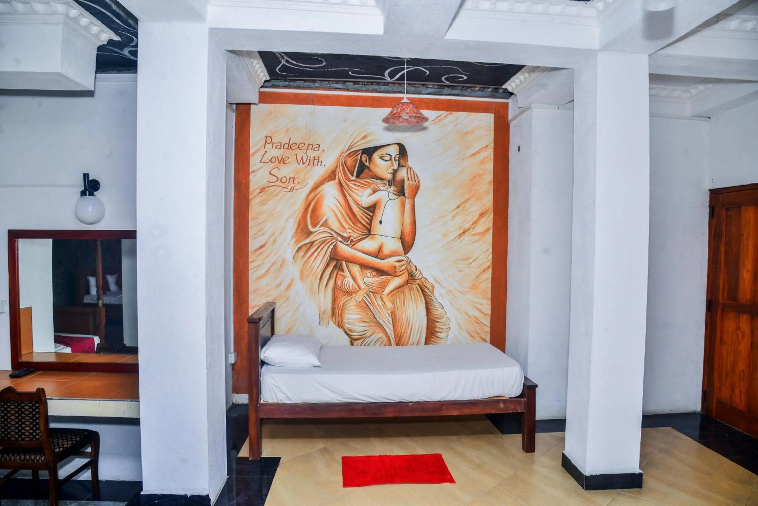 Bedroom, Bed in Ella Mount Heaven