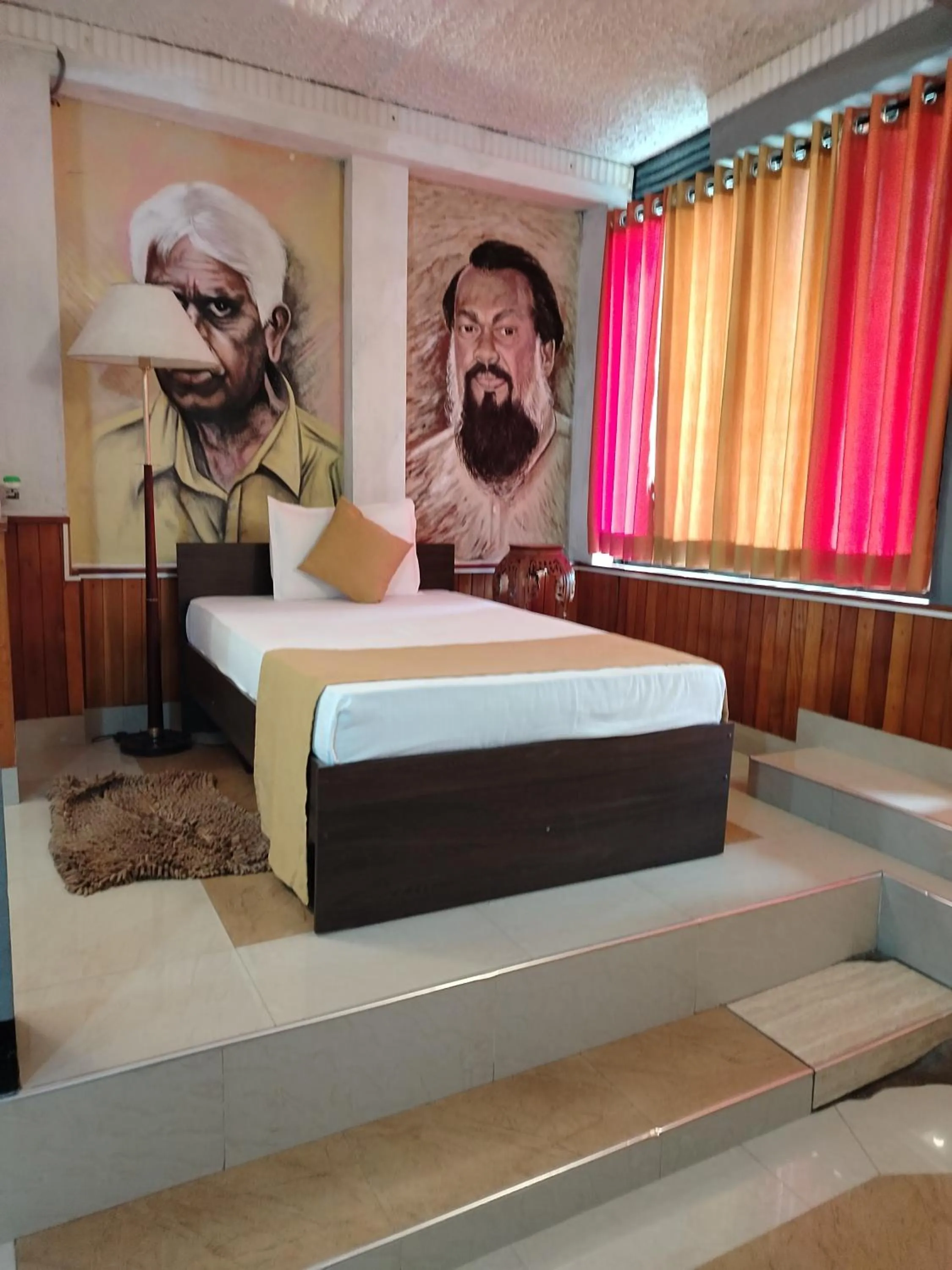 Bedroom, Bed in Ella Mount Heaven