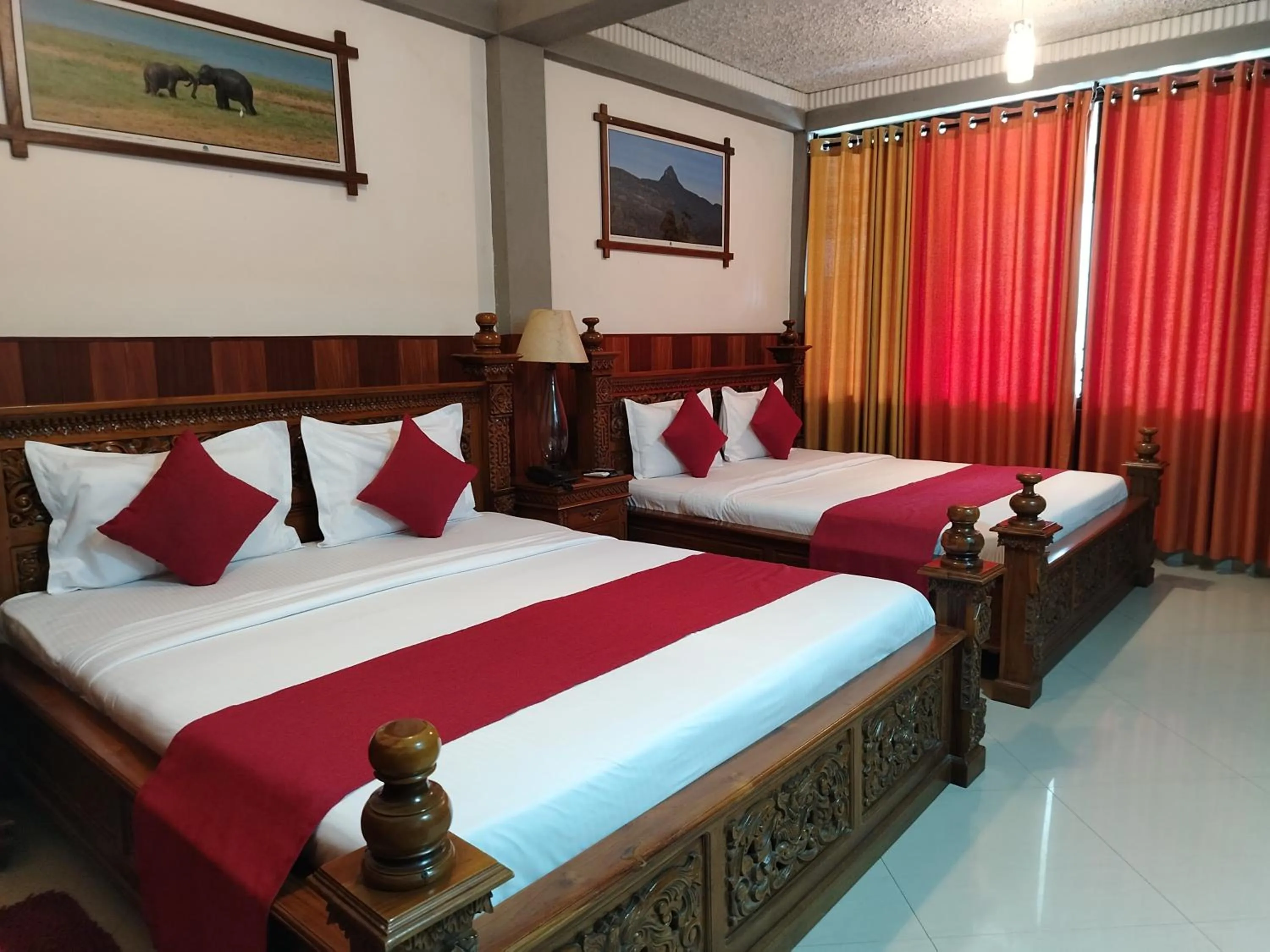 Bedroom, Bed in Ella Mount Heaven