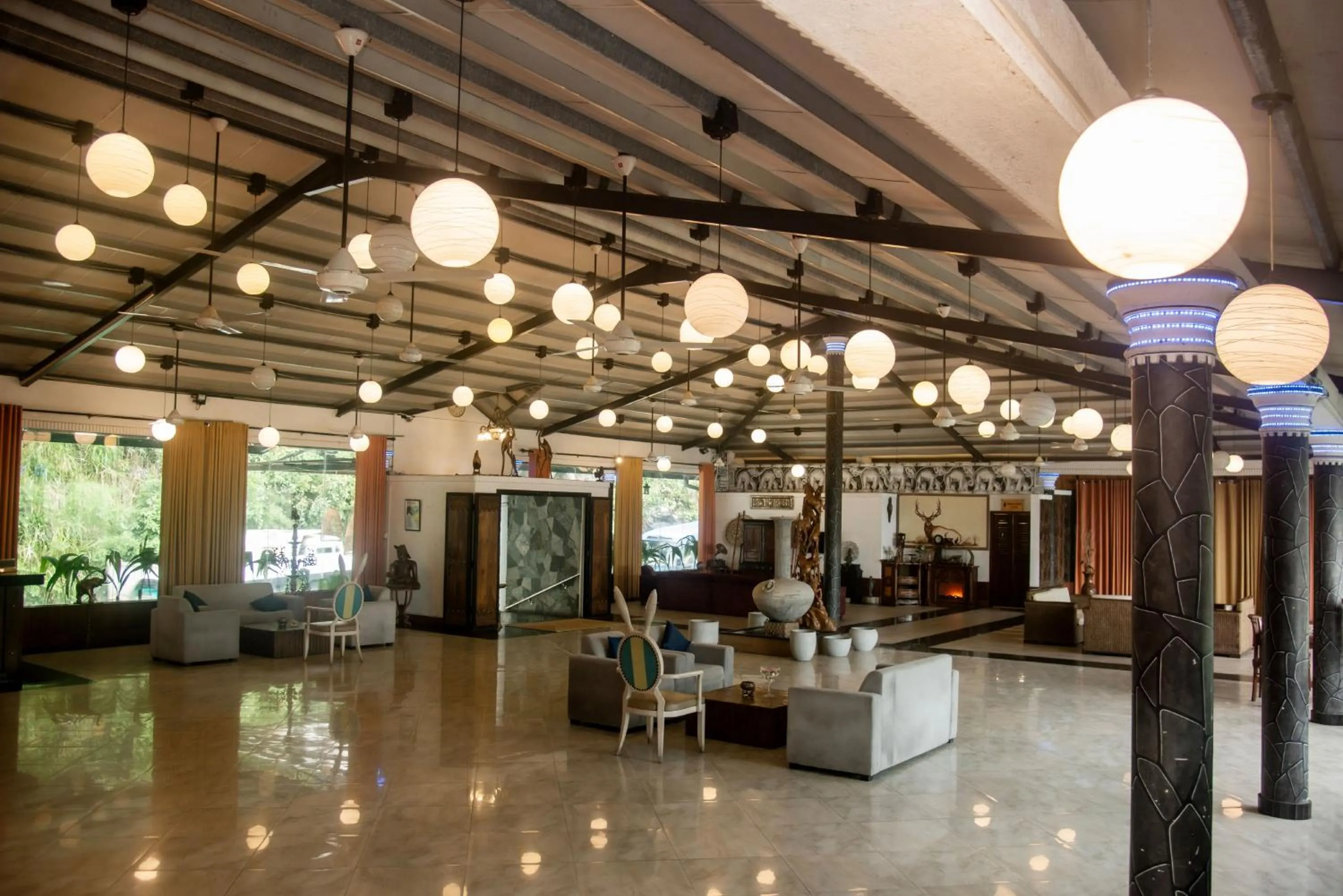 Seating area in Ella Mount Heaven