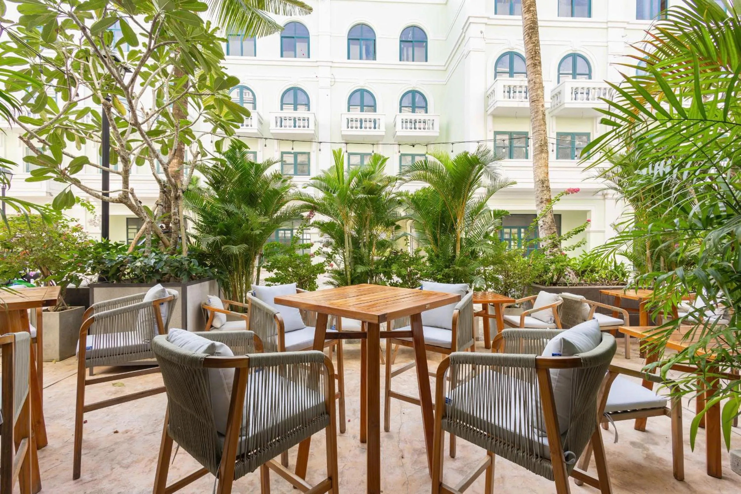 Restaurant/places to eat in Stella Marina Boutique Hotel